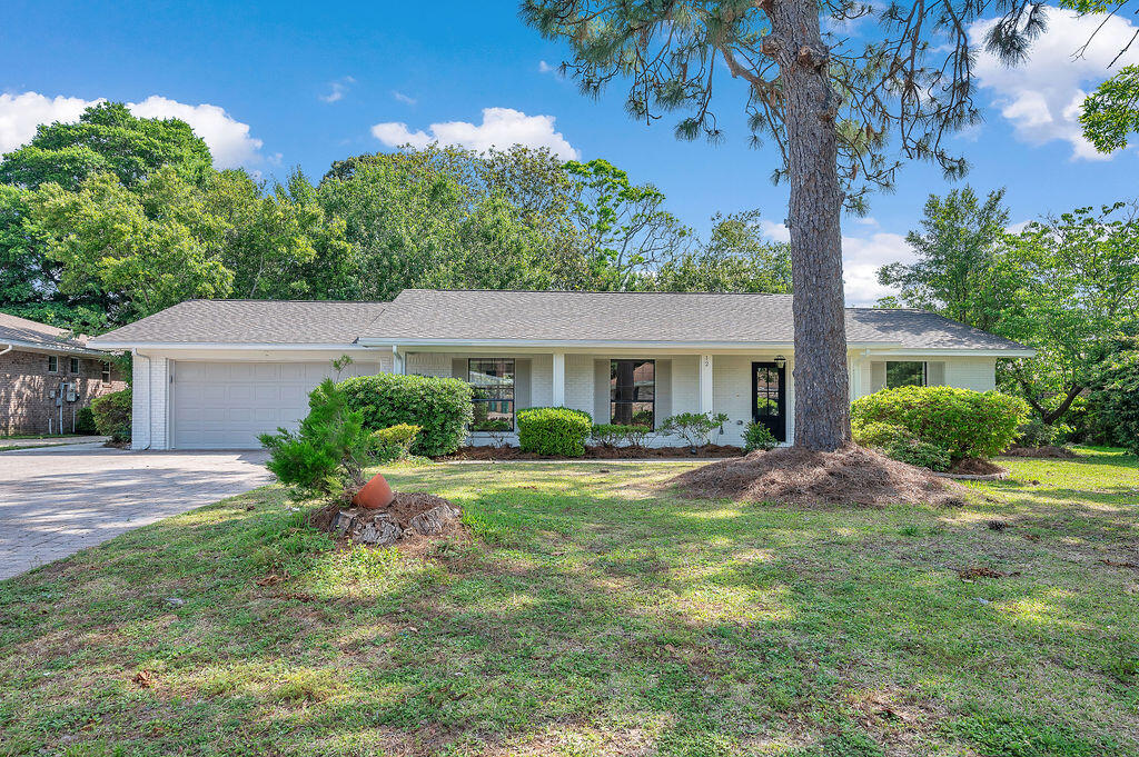 LAKE LORRAINE EST - Residential