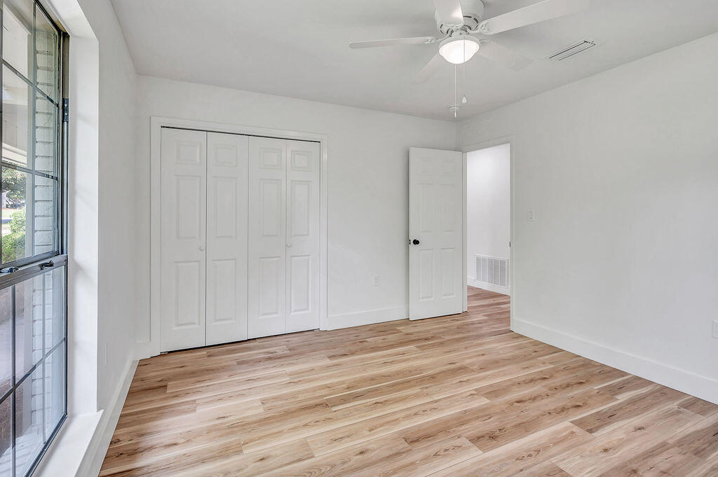 LAKE LORRAINE EST - Residential