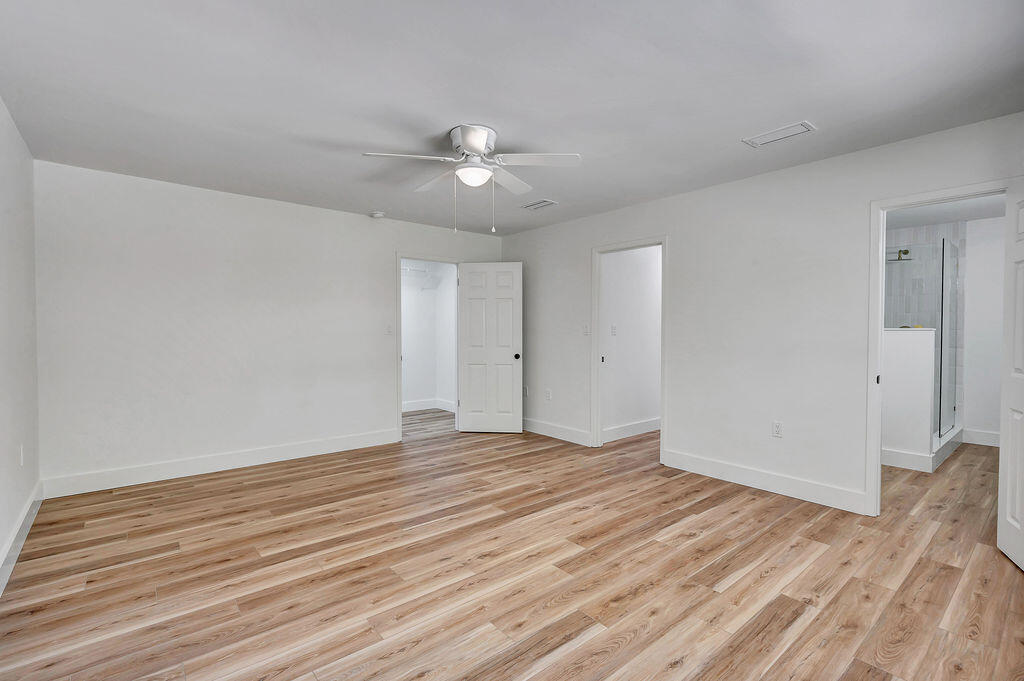 LAKE LORRAINE EST - Residential