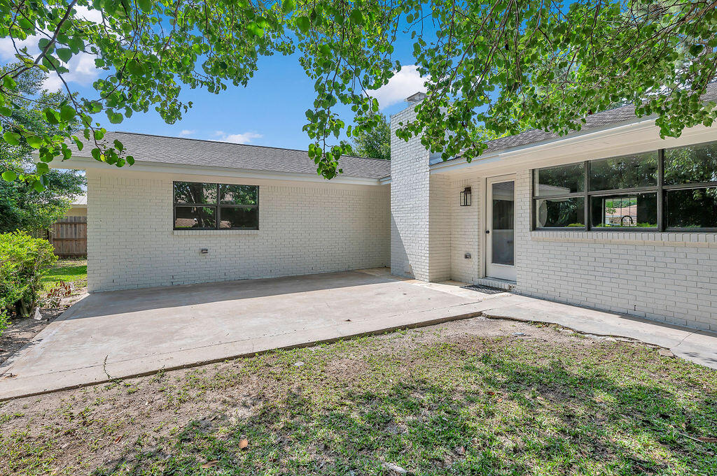 LAKE LORRAINE EST - Residential