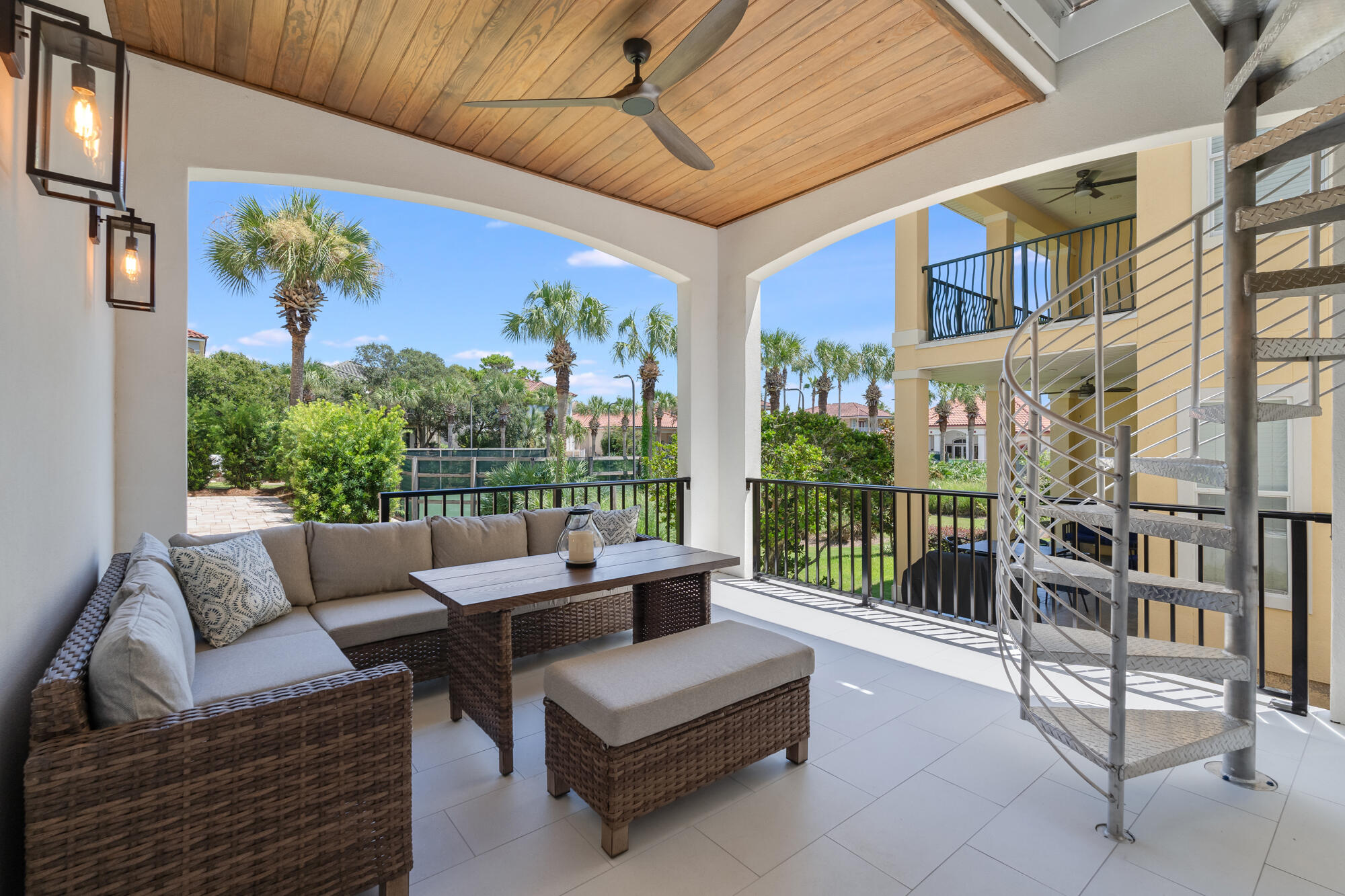 LA VALENCIA BEACH RESORT - Residential