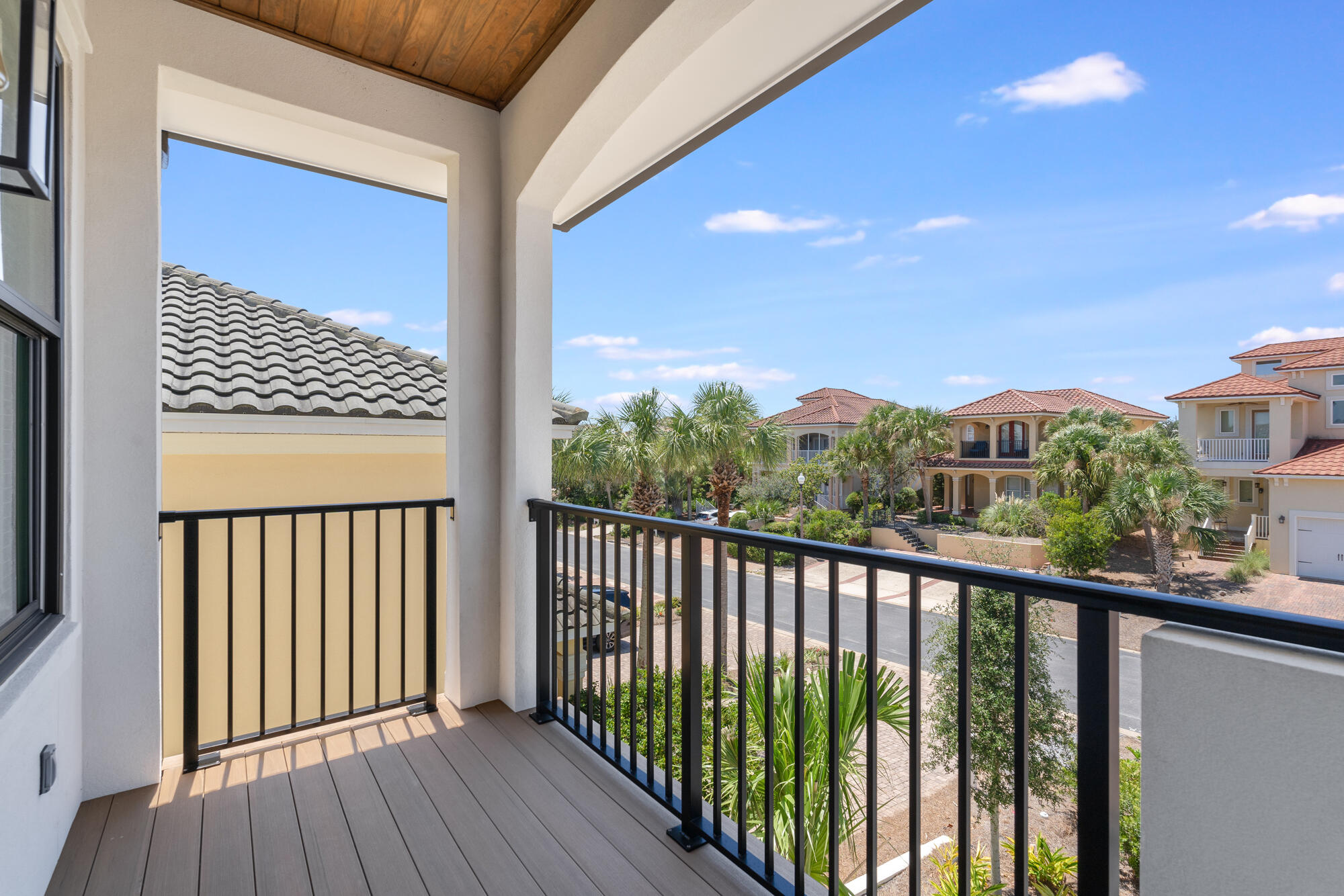 LA VALENCIA BEACH RESORT - Residential