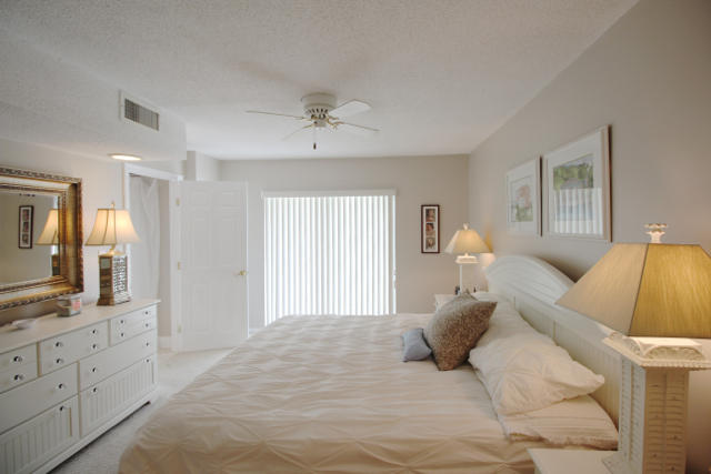 EL MATADOR CONDO - Residential