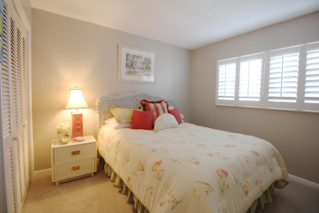 EL MATADOR CONDO - Residential