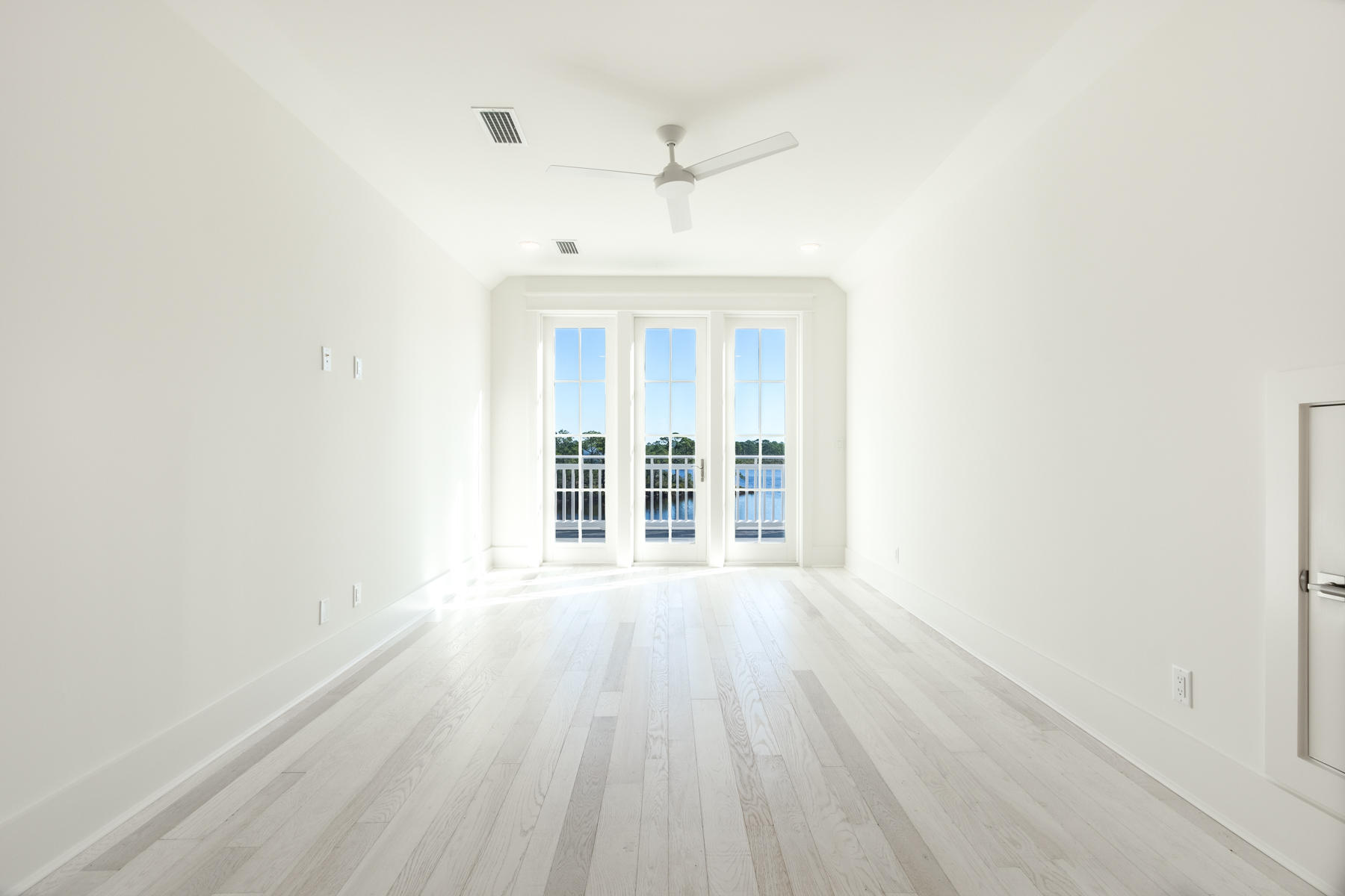 GRAYTON BEACH - Residential