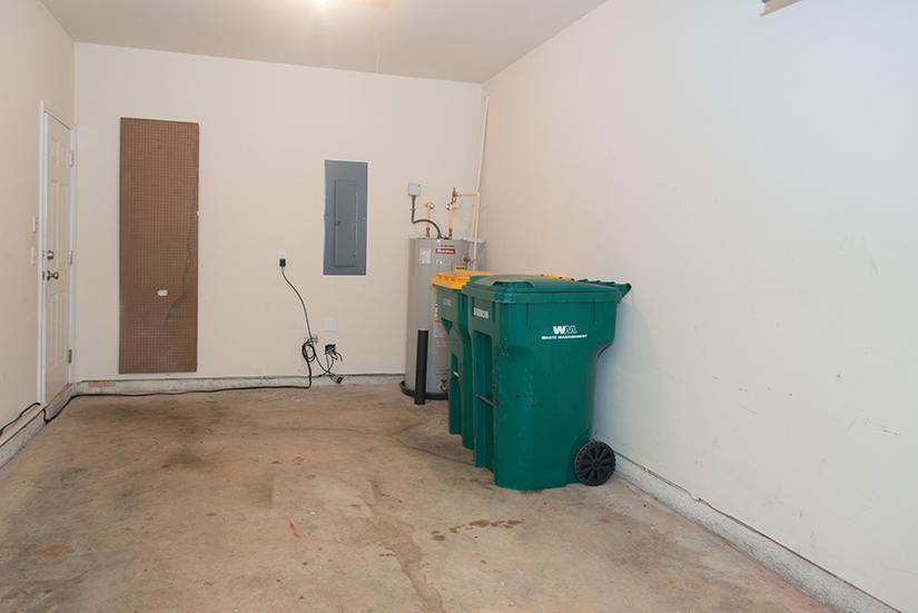 MERIDIAN SQUARE T/H - Residential Lease