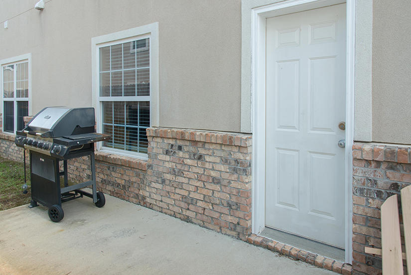 MERIDIAN SQUARE T/H - Residential Lease