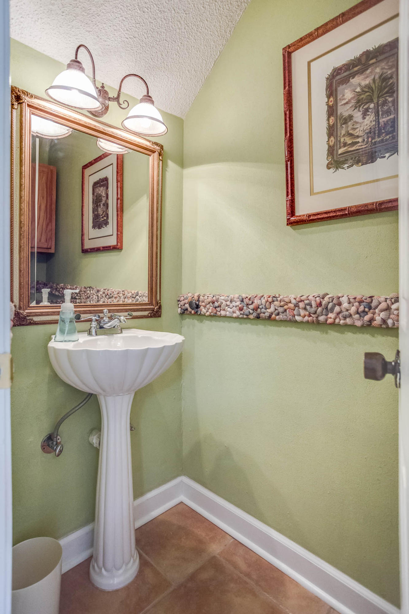 RAMSGATE HARBOUR PH 4 CONDO - Residential