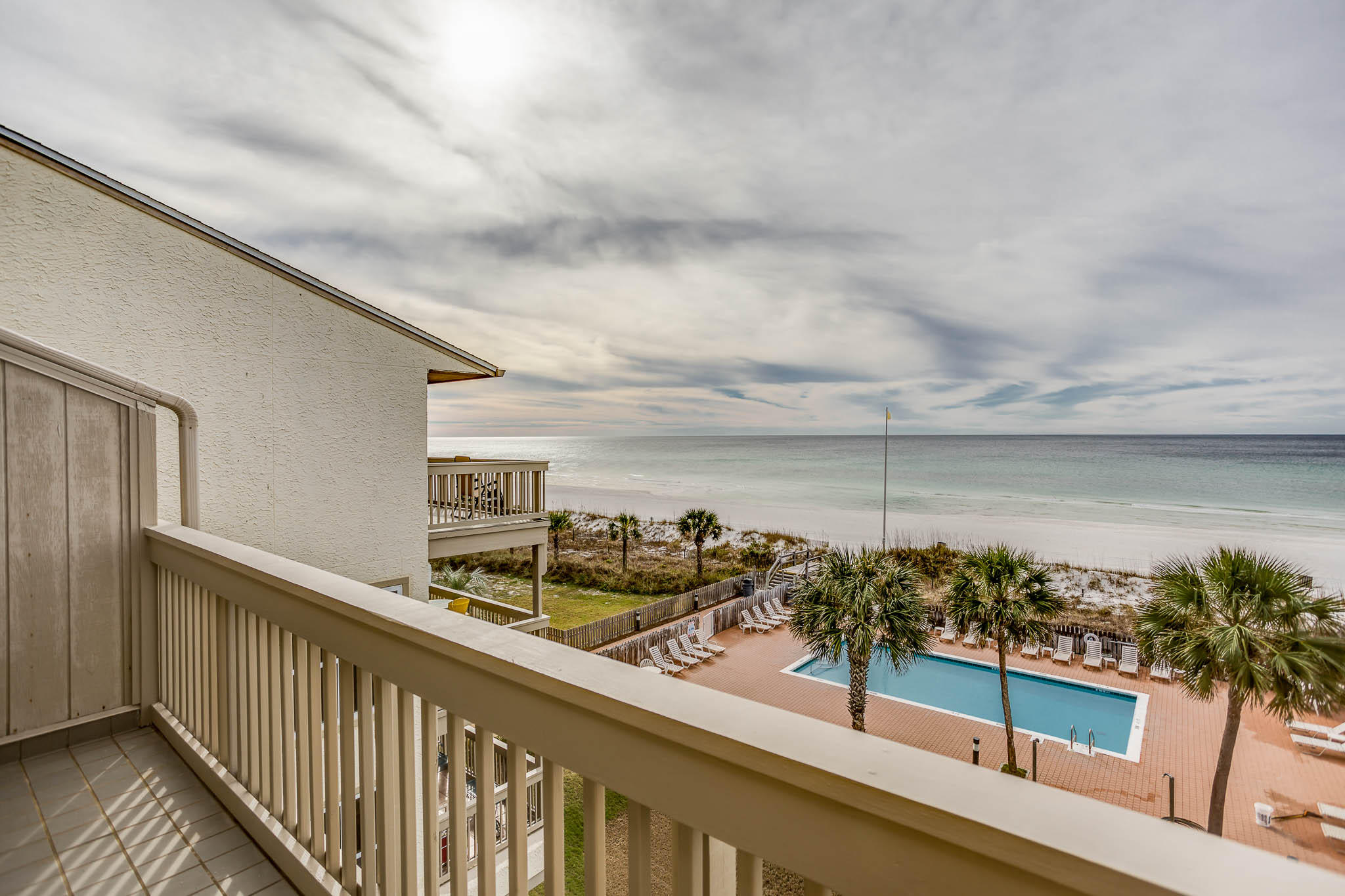 RAMSGATE HARBOUR PH 4 CONDO - Residential