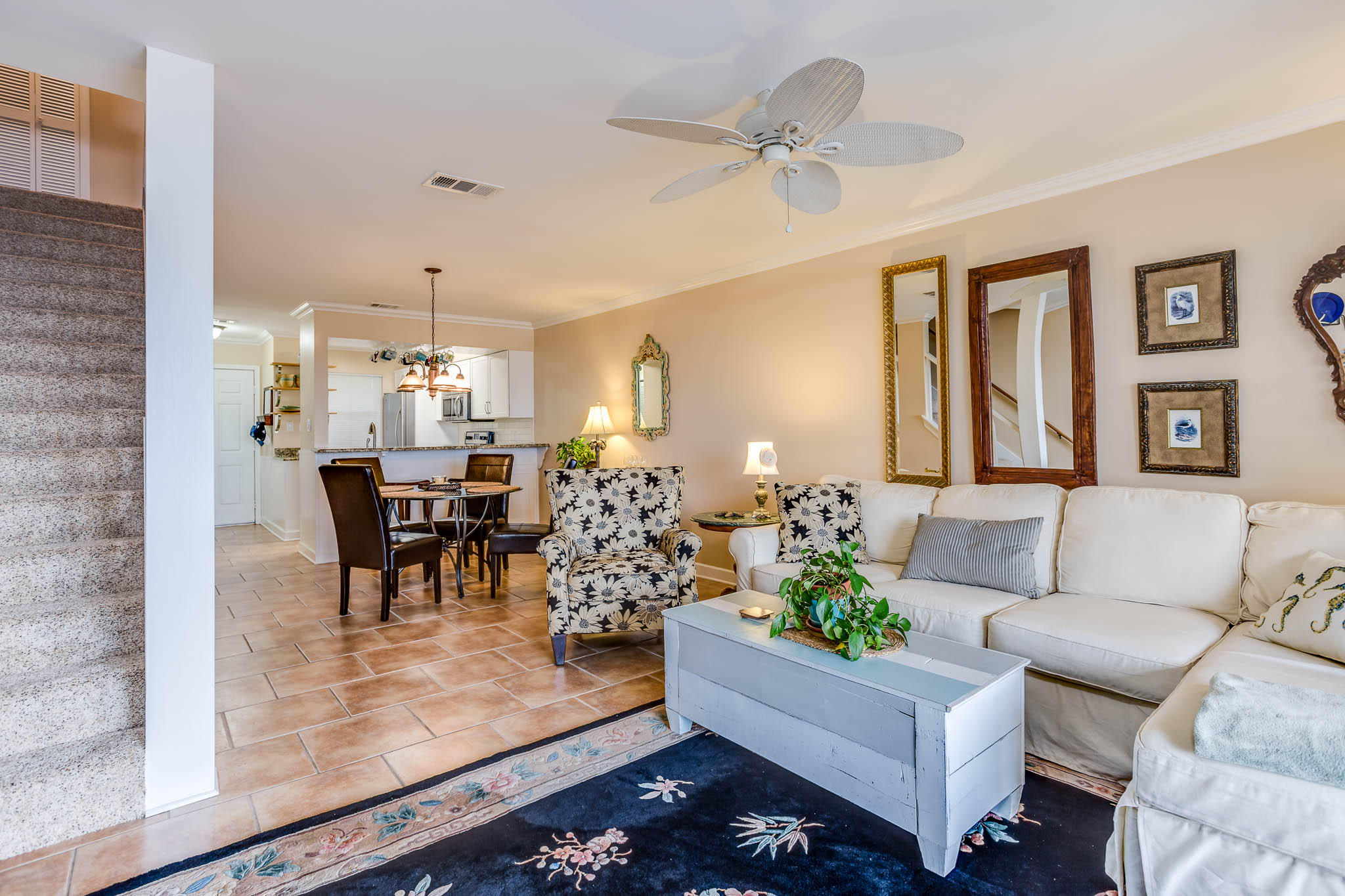 RAMSGATE HARBOUR PH 4 CONDO - Residential