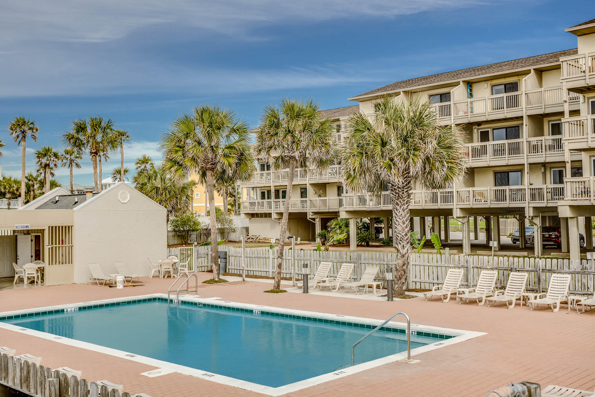 RAMSGATE HARBOUR PH 4 CONDO - Residential