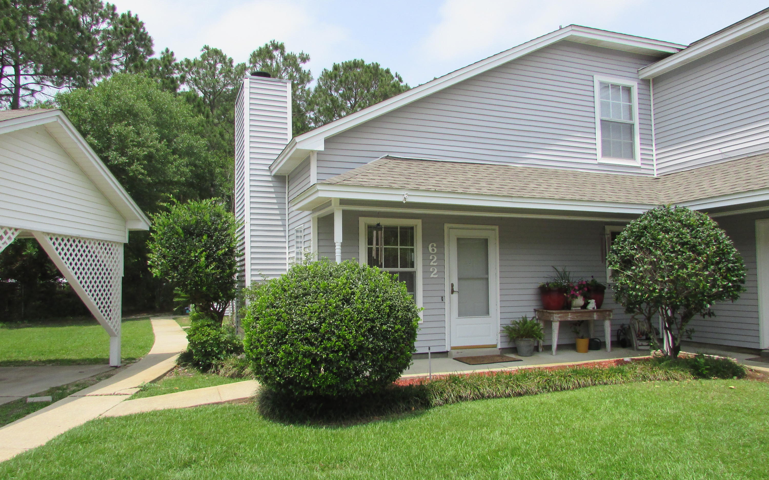 EMERALD GARDENS - Residential