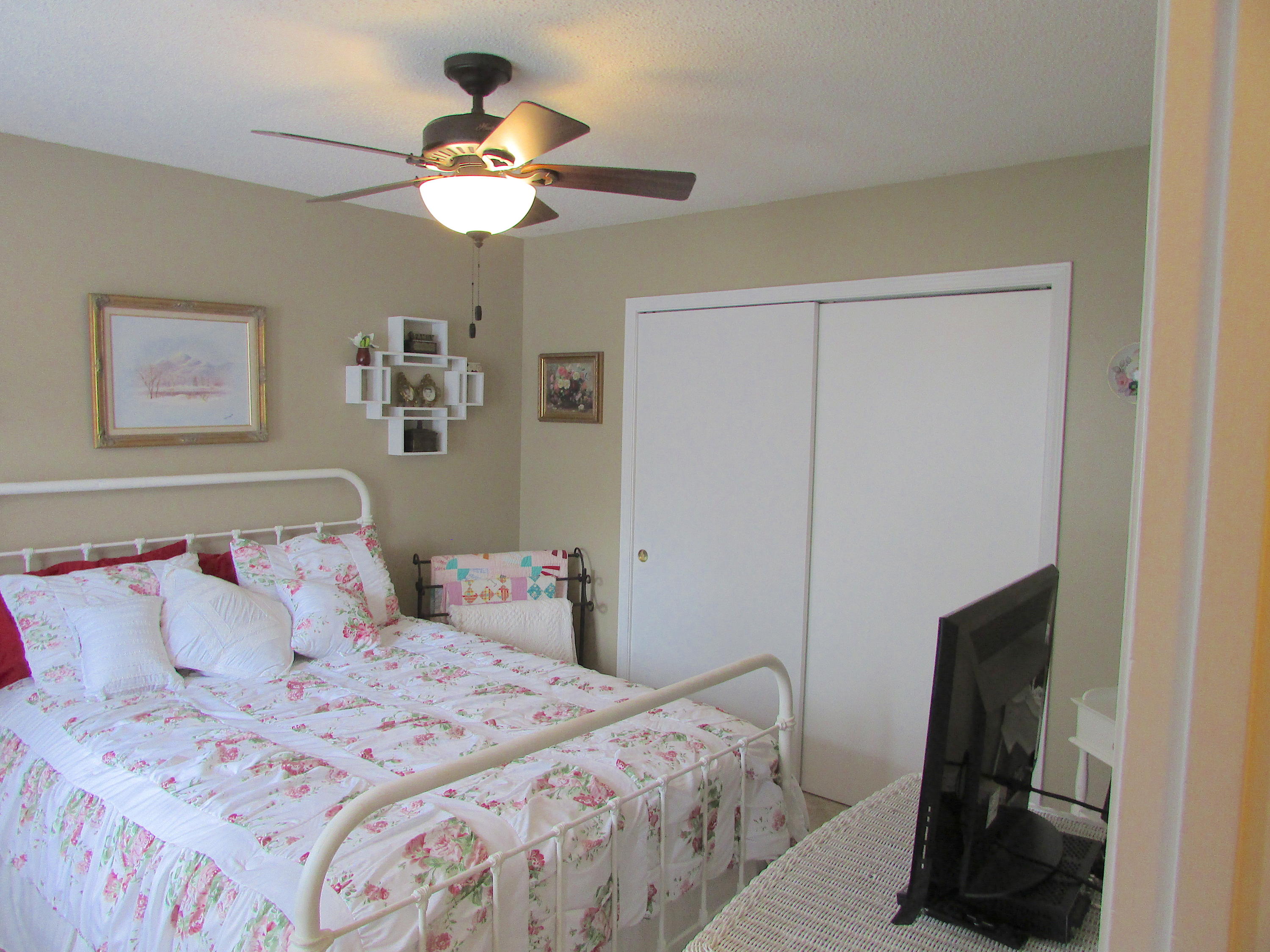 EMERALD GARDENS - Residential