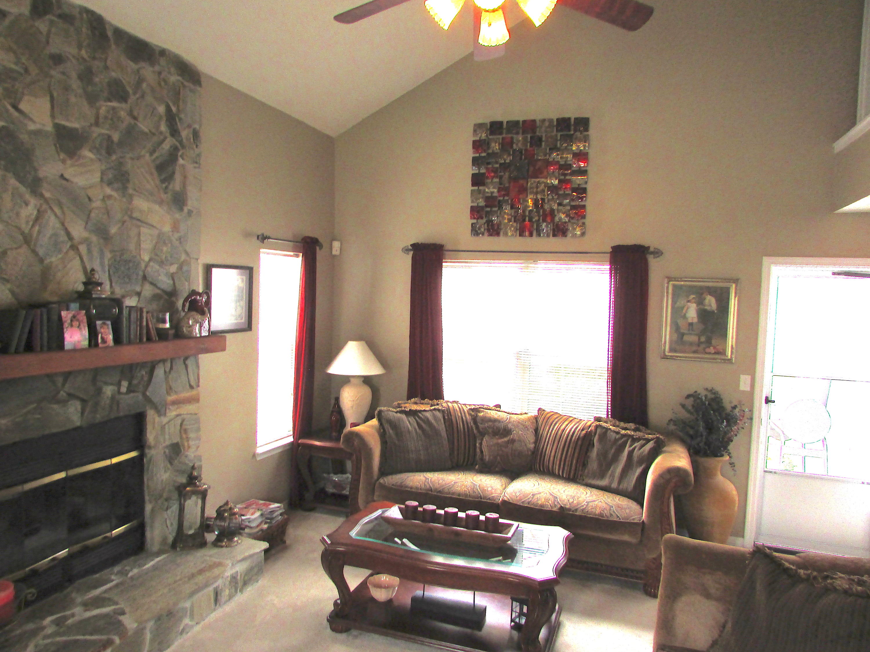 EMERALD GARDENS - Residential