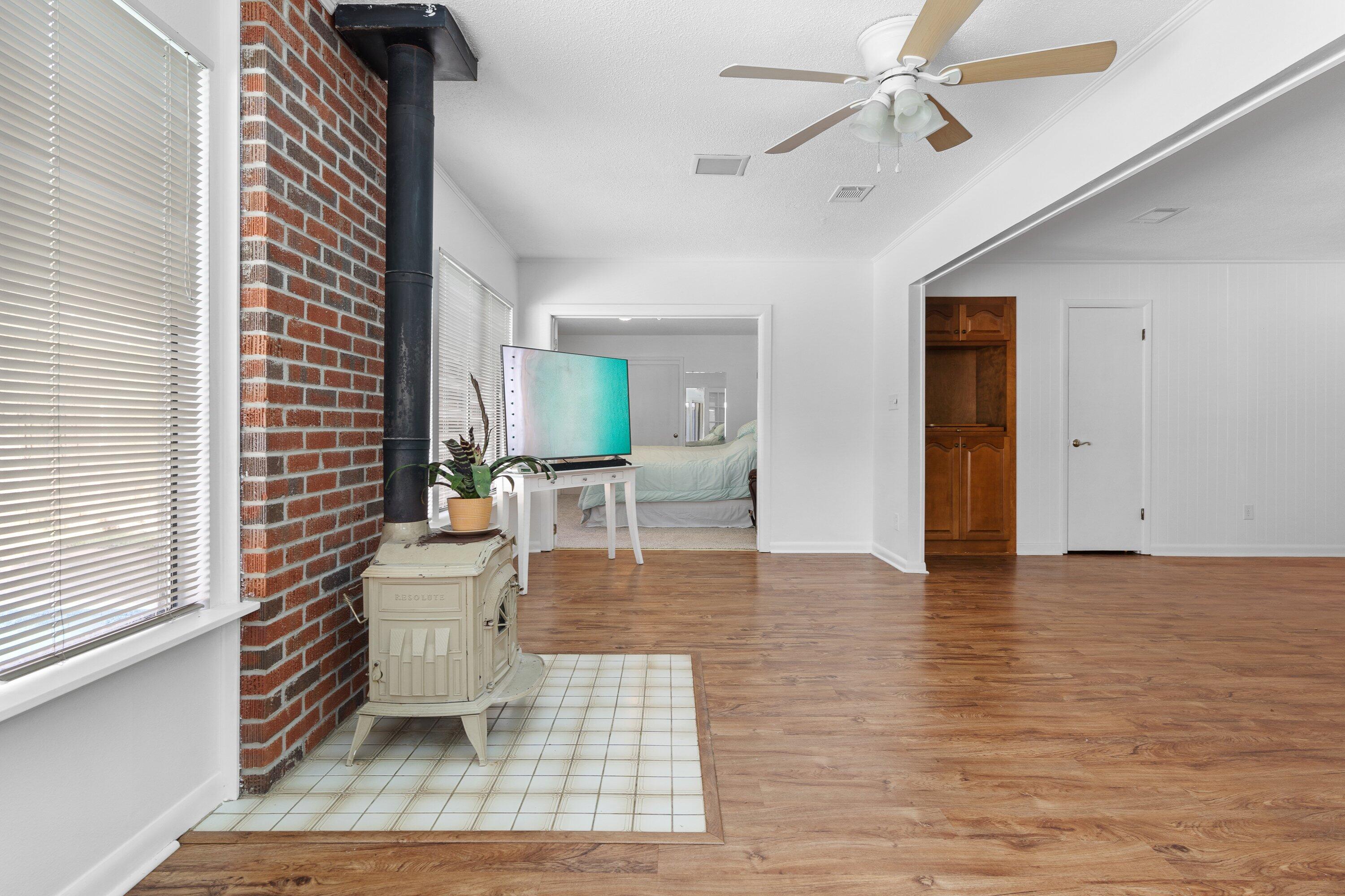 BAYOU WOODS - Residential