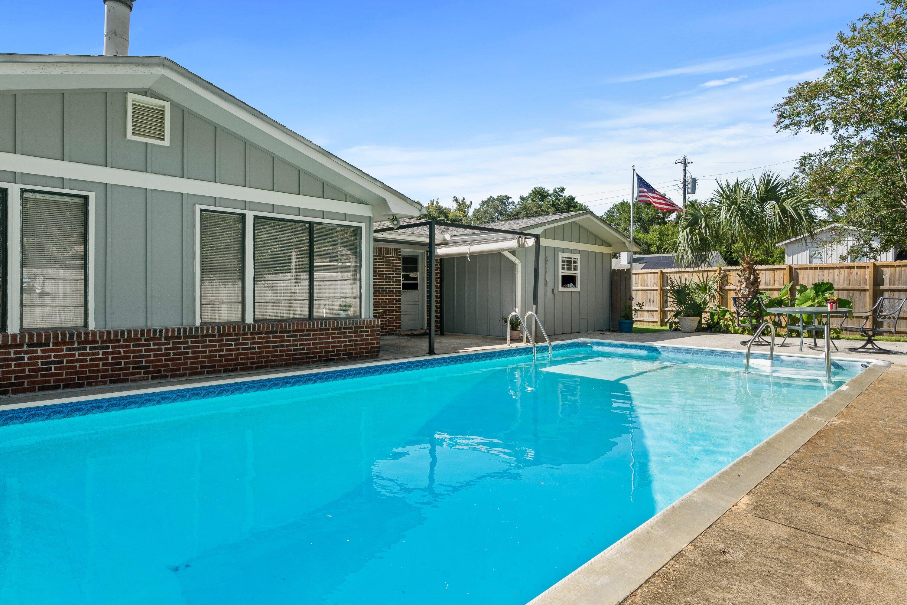 BAYOU WOODS - Residential