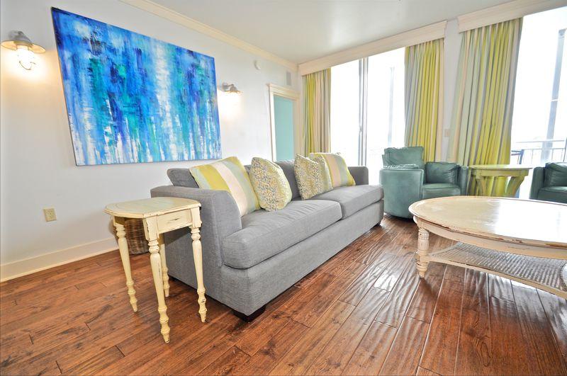 Six Palms - Residential