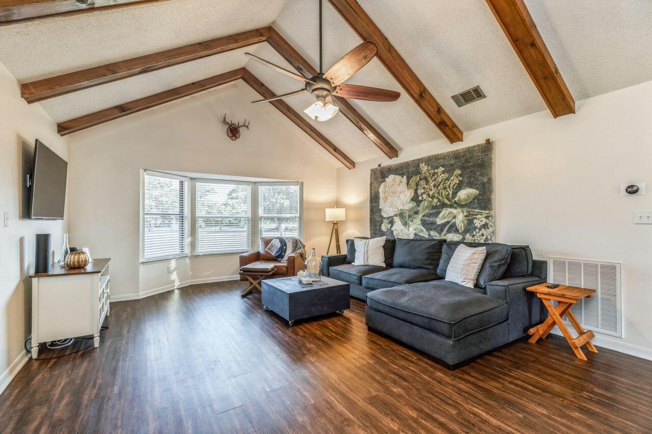HOLLEY BY THE SEA - Residential