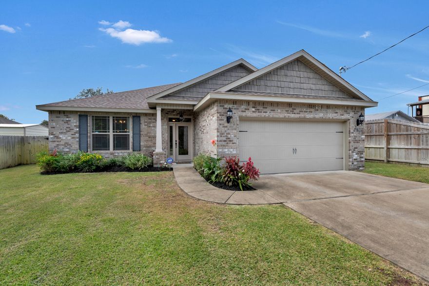 2015 New Construction!! Located in Gardners Beachfront neighborhood with boat launch & deeded access. Walking distance to Goofy Golf & Restaurants. Just minutes to Eglin AFB & hospitals. Stunning Home with 4 bedrooms, 2. 5 baths on a gorgeous lot with privacy fenced back yard, covered patio & beautiful landscaping. Take a look at this completely open floor plan with an expansive kitchen. Chef's get ready to entertain & love your cooking space. Double Door pantry gives you tons of space for stocking up on food. High end soft close cabinets, beautiful granite counter tops & classy back splash. Kitchen includes a granite island for spreading out your cook & dish area along with a large bar top island with seating for 8 plus bar stools. Choose to have a separate formal dining area and massive