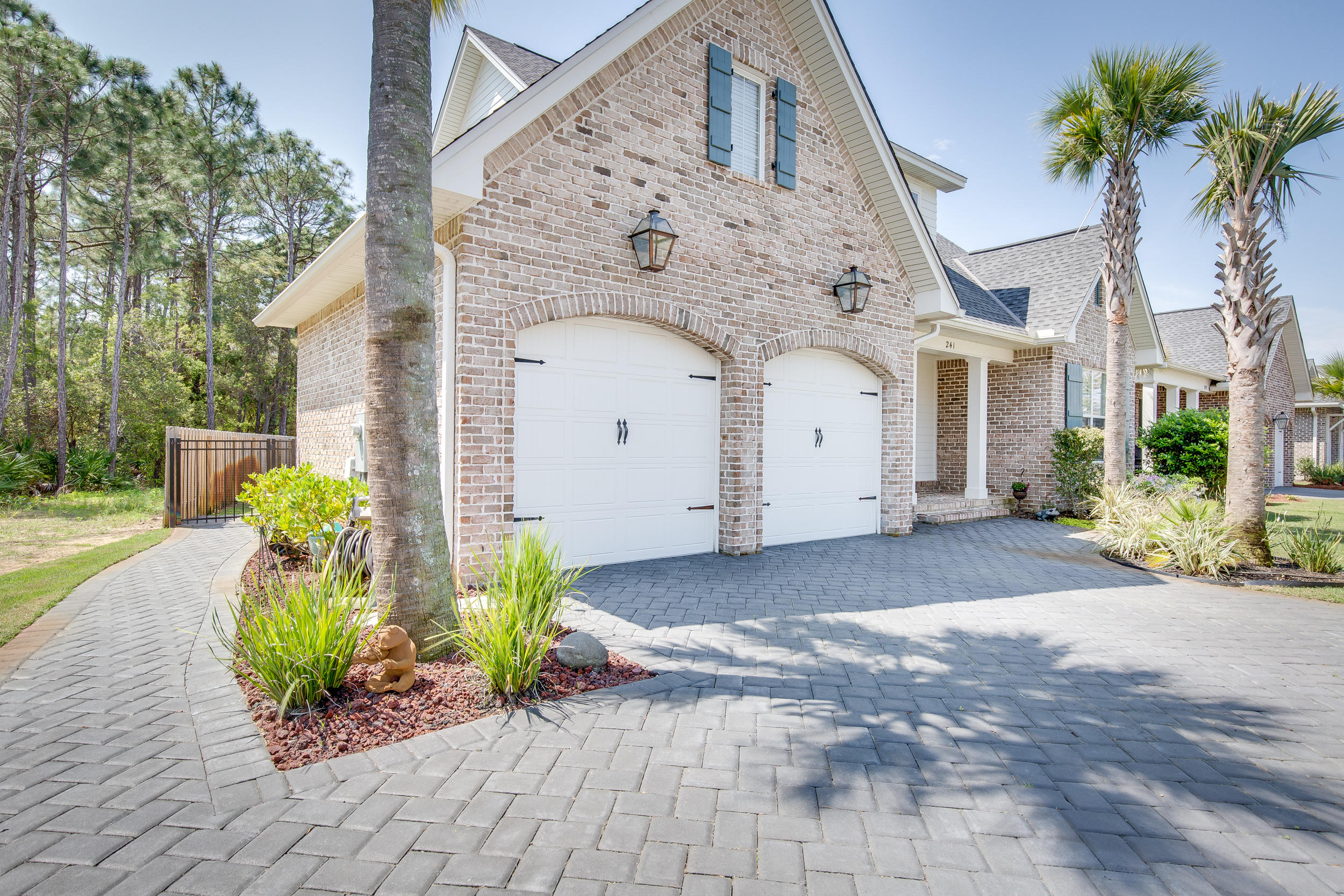 Emerald Bay - Residential