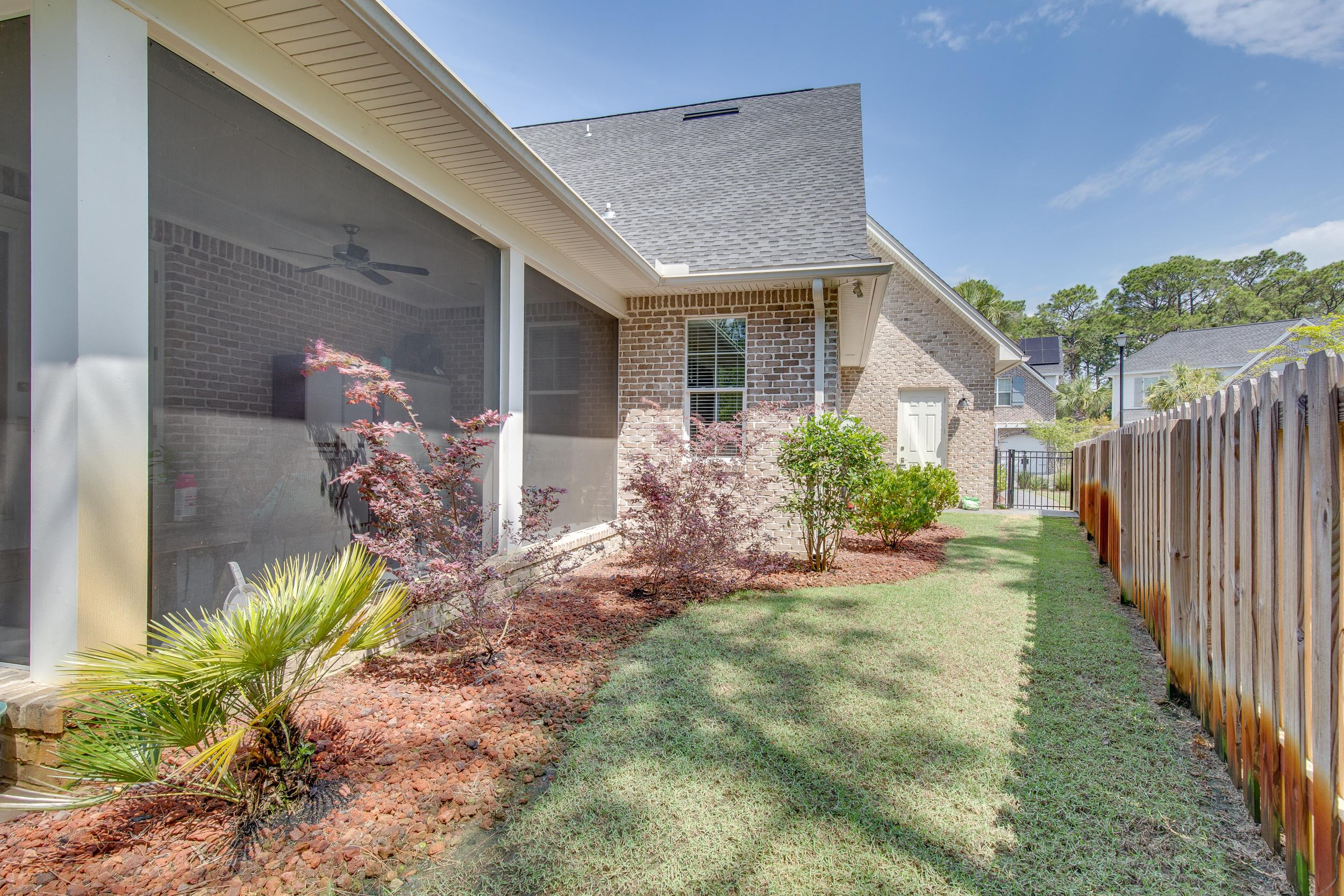 Emerald Bay - Residential