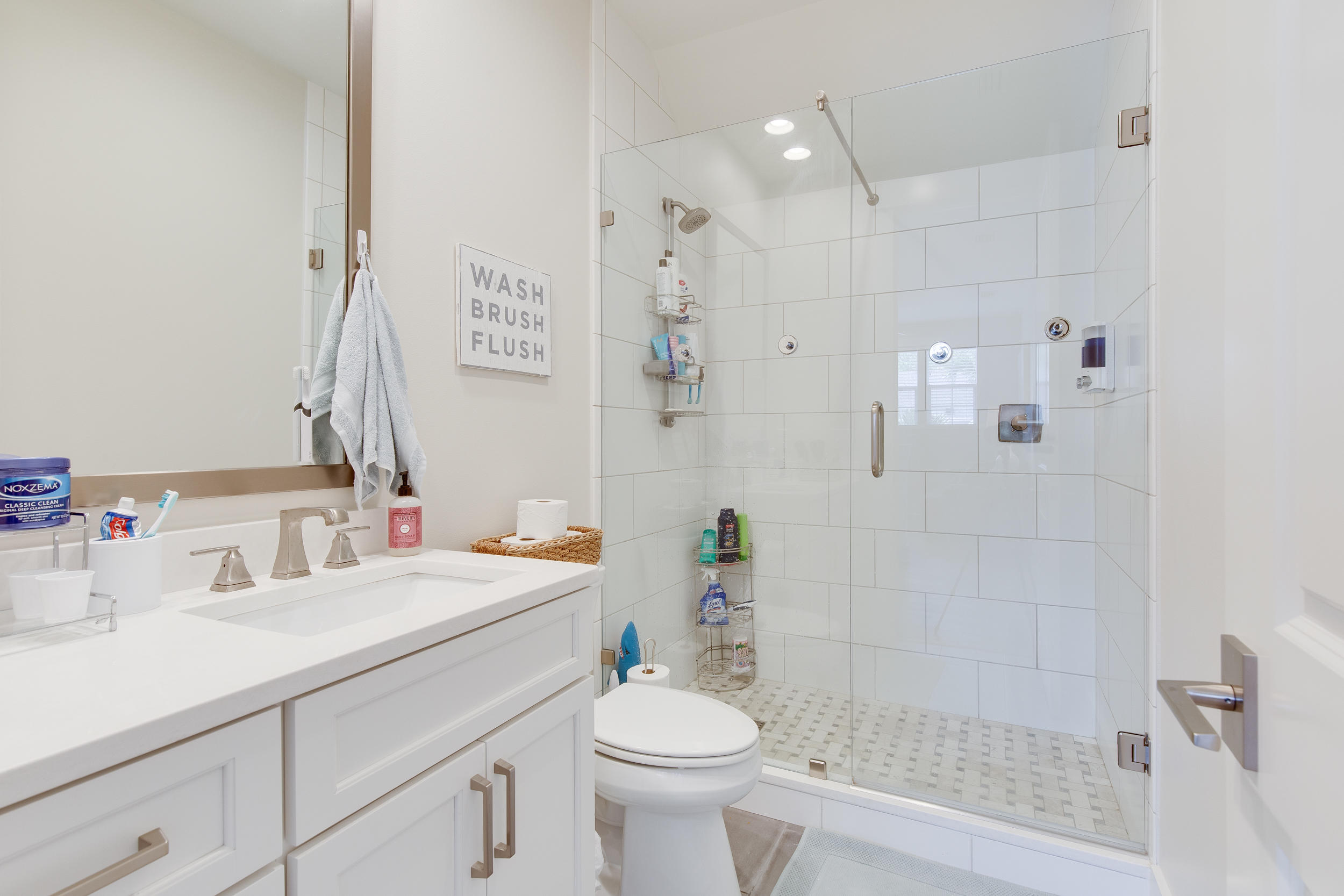 Emerald Bay - Residential