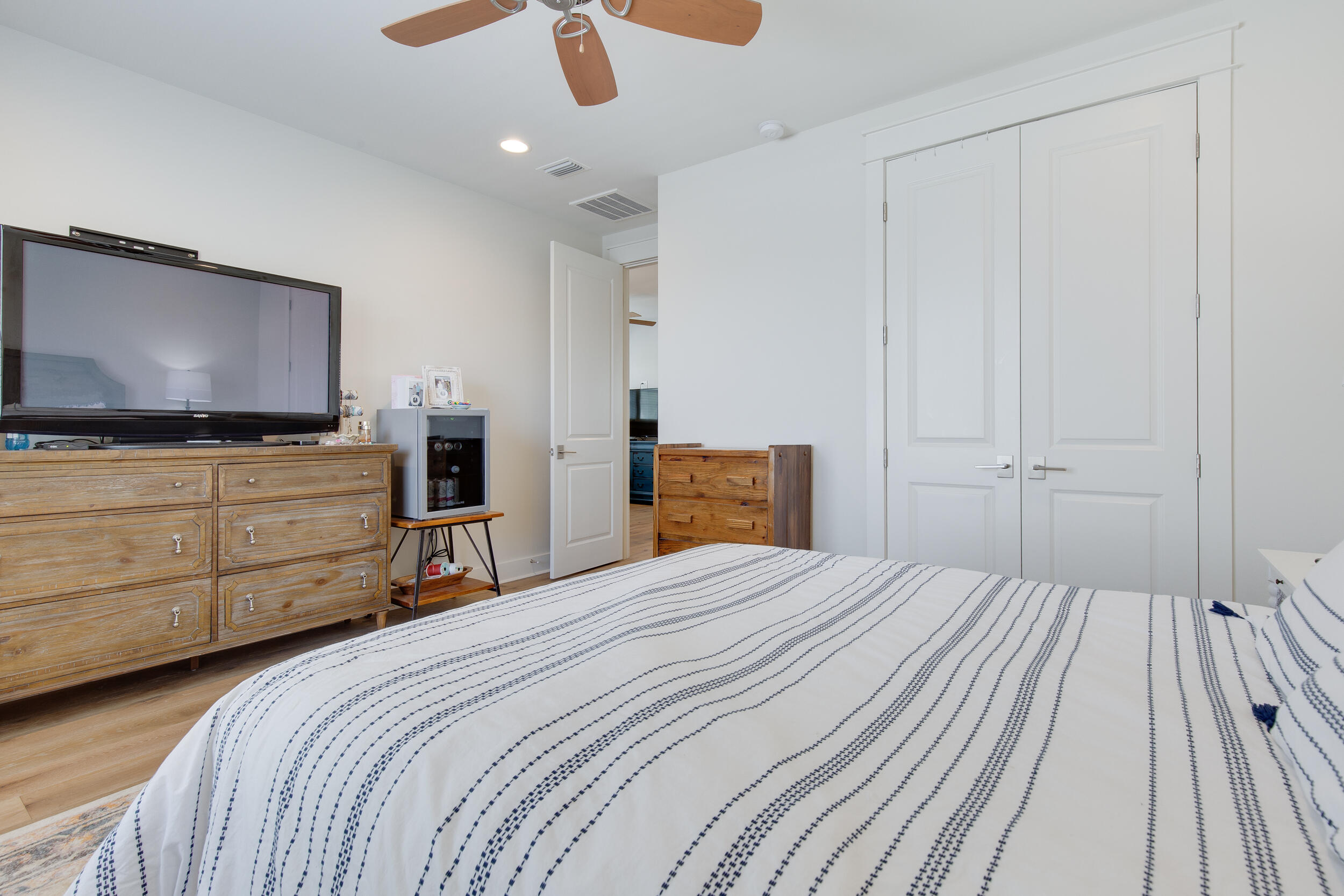 Emerald Bay - Residential