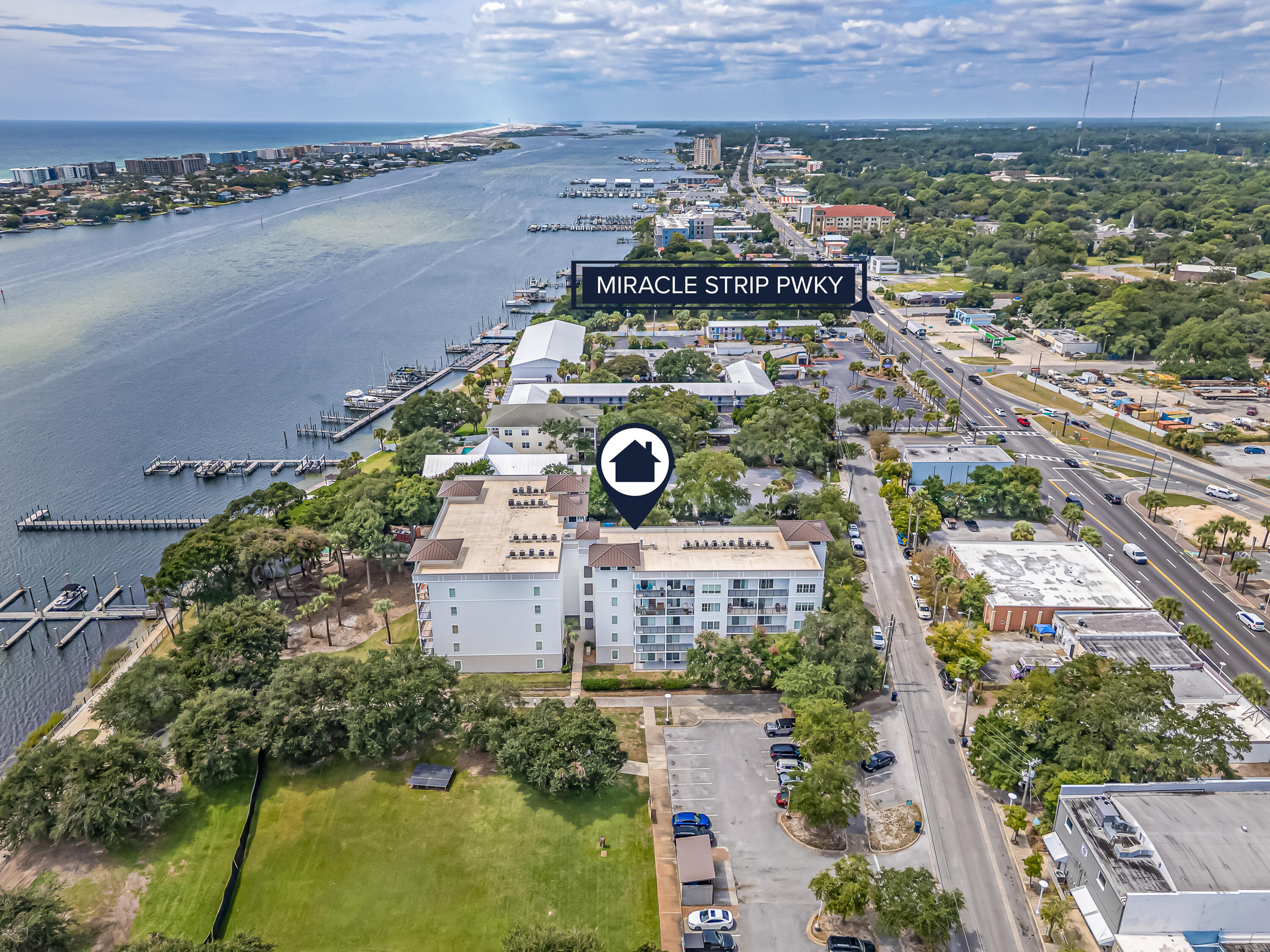 INDIANOLA ON THE WATER - Residential