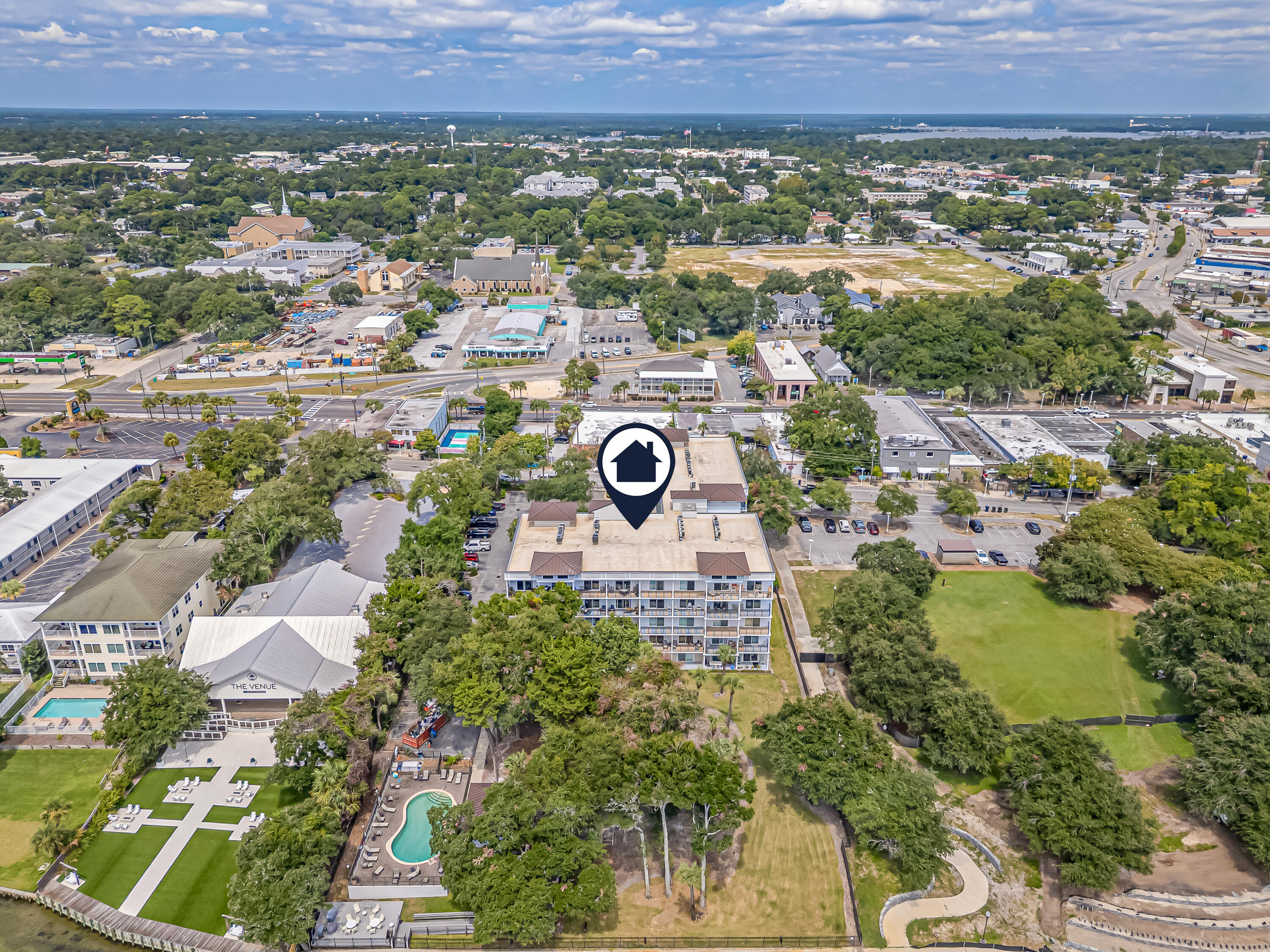 INDIANOLA ON THE WATER - Residential