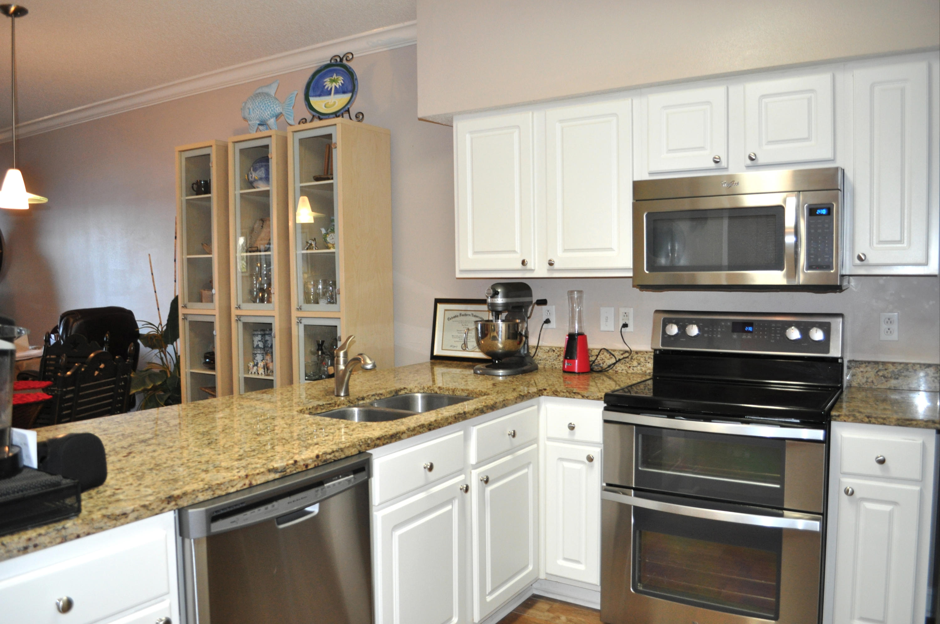 LAGUNA LANDING - Residential