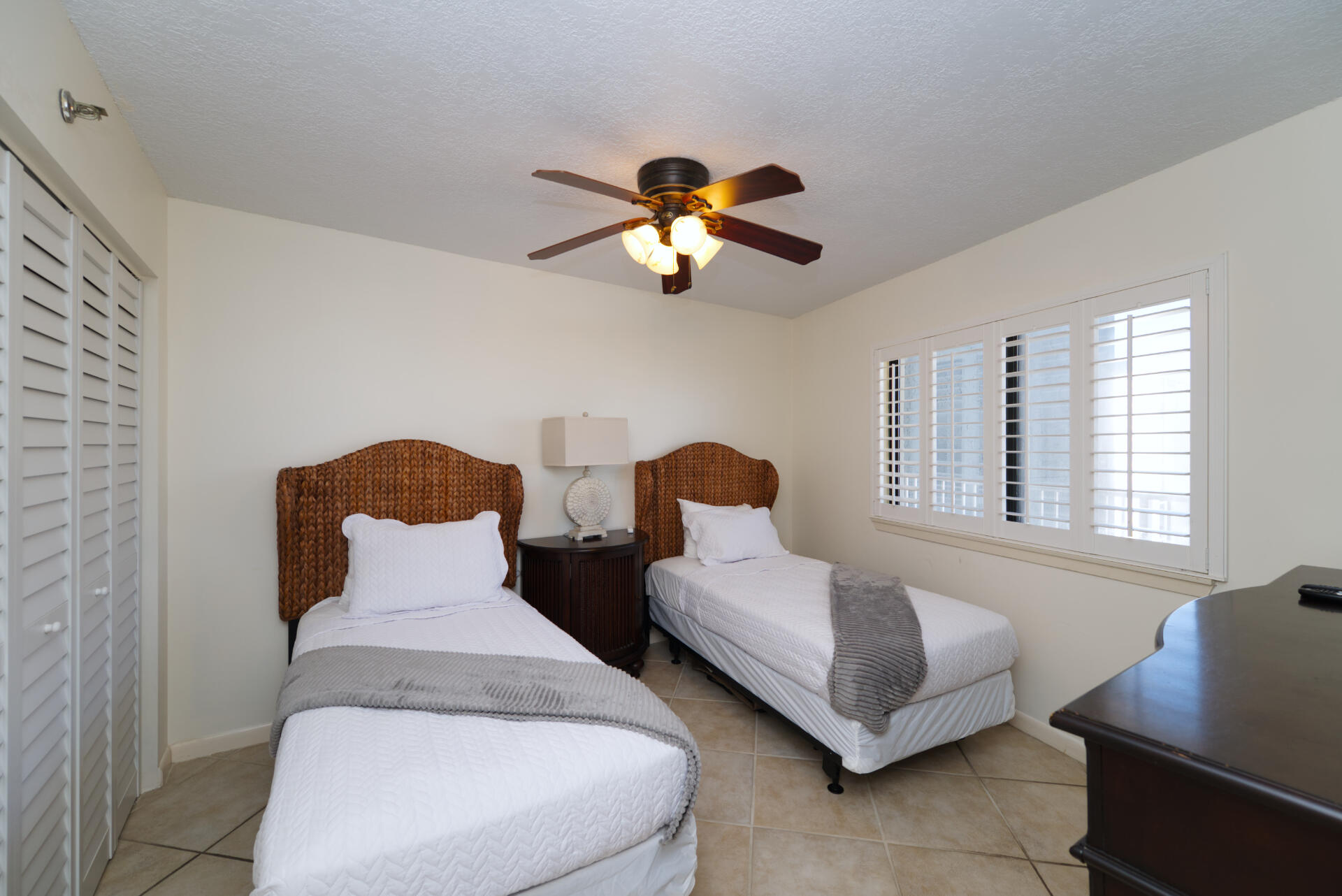MAINSAIL CONDO PH 3 - Residential