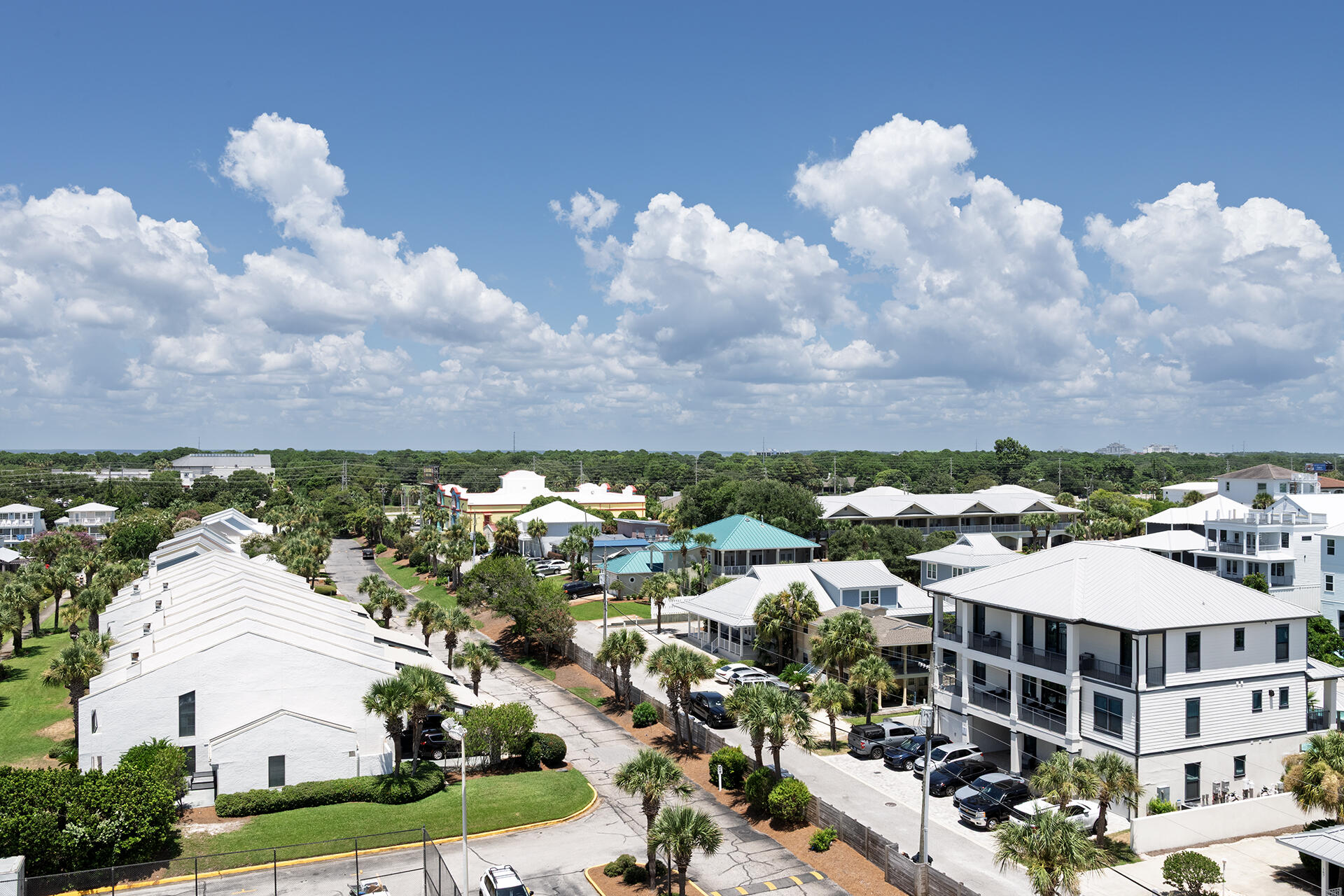 MAINSAIL CONDO PH 3 - Residential