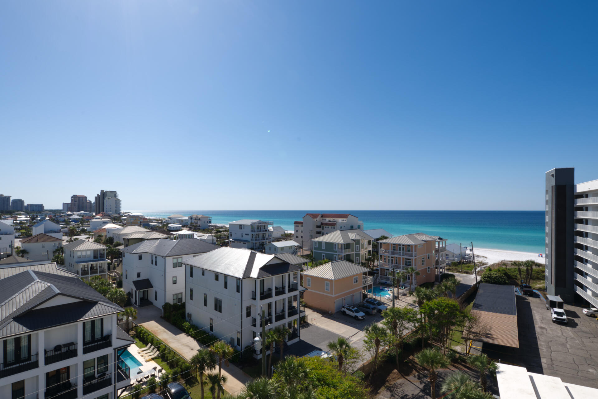 MAINSAIL CONDO PH 3 - Residential