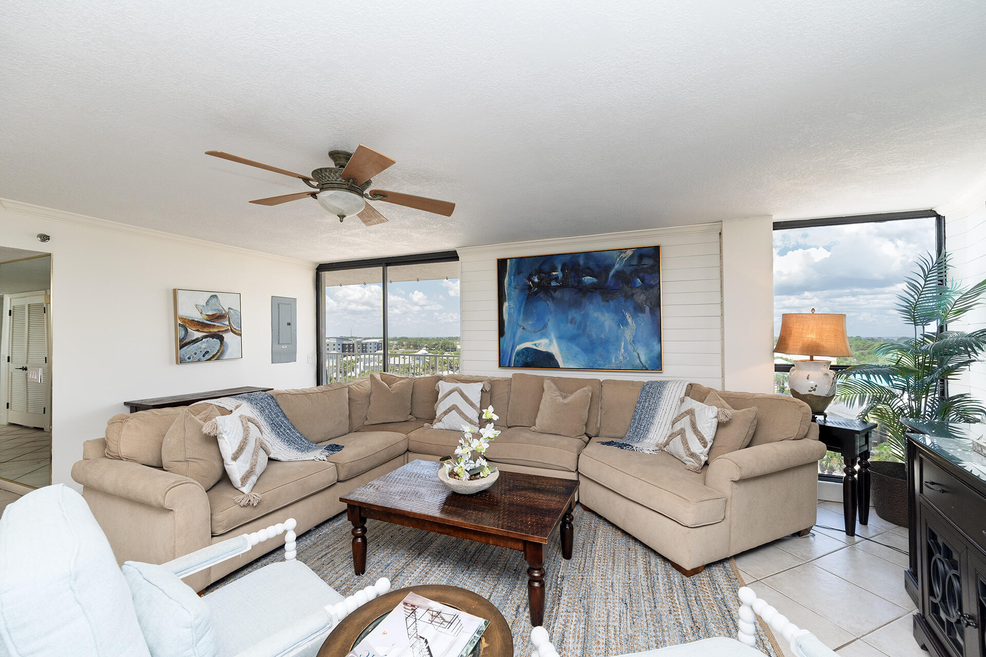 MAINSAIL CONDO PH 3 - Residential