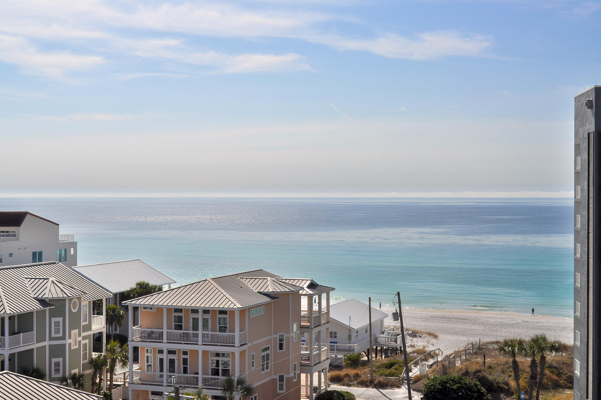 Gorgeous 2BR/2BA, 1,340SF end unit with two large balconies. This 7th floor unit has sweeping views of coastline, Choctawhatchee Bay & Gulf of Mexico. Entering the condo, you are greeted by white shiplap & an open floor plan. The kitchen features granite countertops, stainless appliances, breakfast bar, & laundry closet. The living space is large and open with access to the north and east facing balconies. The north facing balcony spans the length of the condo and has amazing views. The Gulf side balcony offers beautiful coastline views. Other features include a master suite with balcony access, hallway bath, two owner closet, & a pantry. Mainsail amenities include 2 Pools, 700FT of beach, tennis courts, covered parking, gated entry, & 24hr security. See you at the Beach!