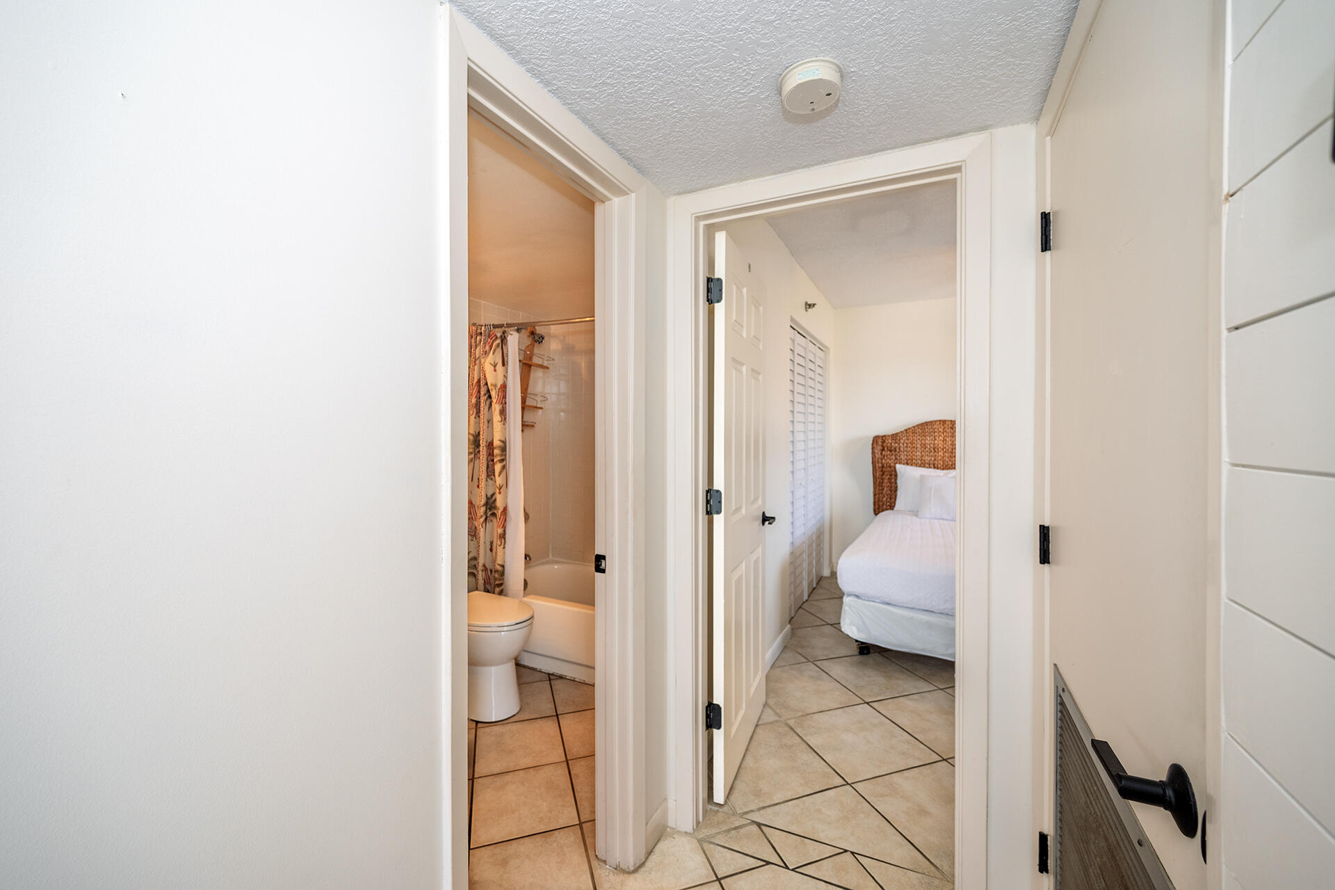 MAINSAIL CONDO PH 3 - Residential