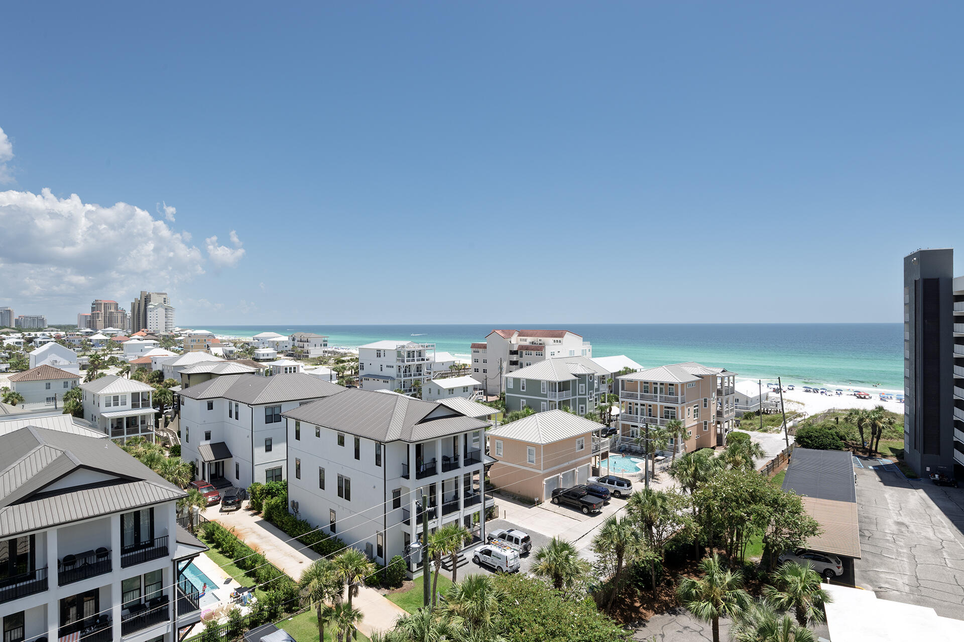 MAINSAIL CONDO PH 3 - Residential