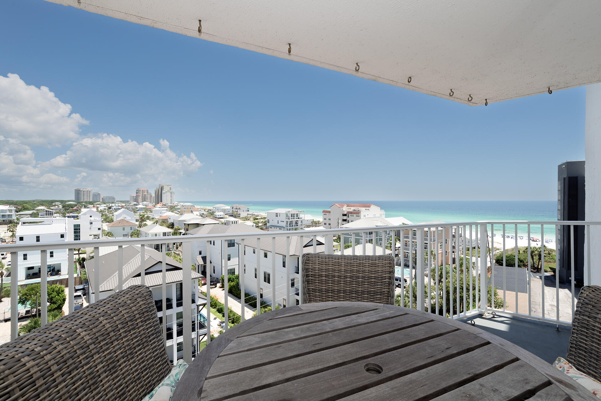 MAINSAIL CONDO PH 3 - Residential