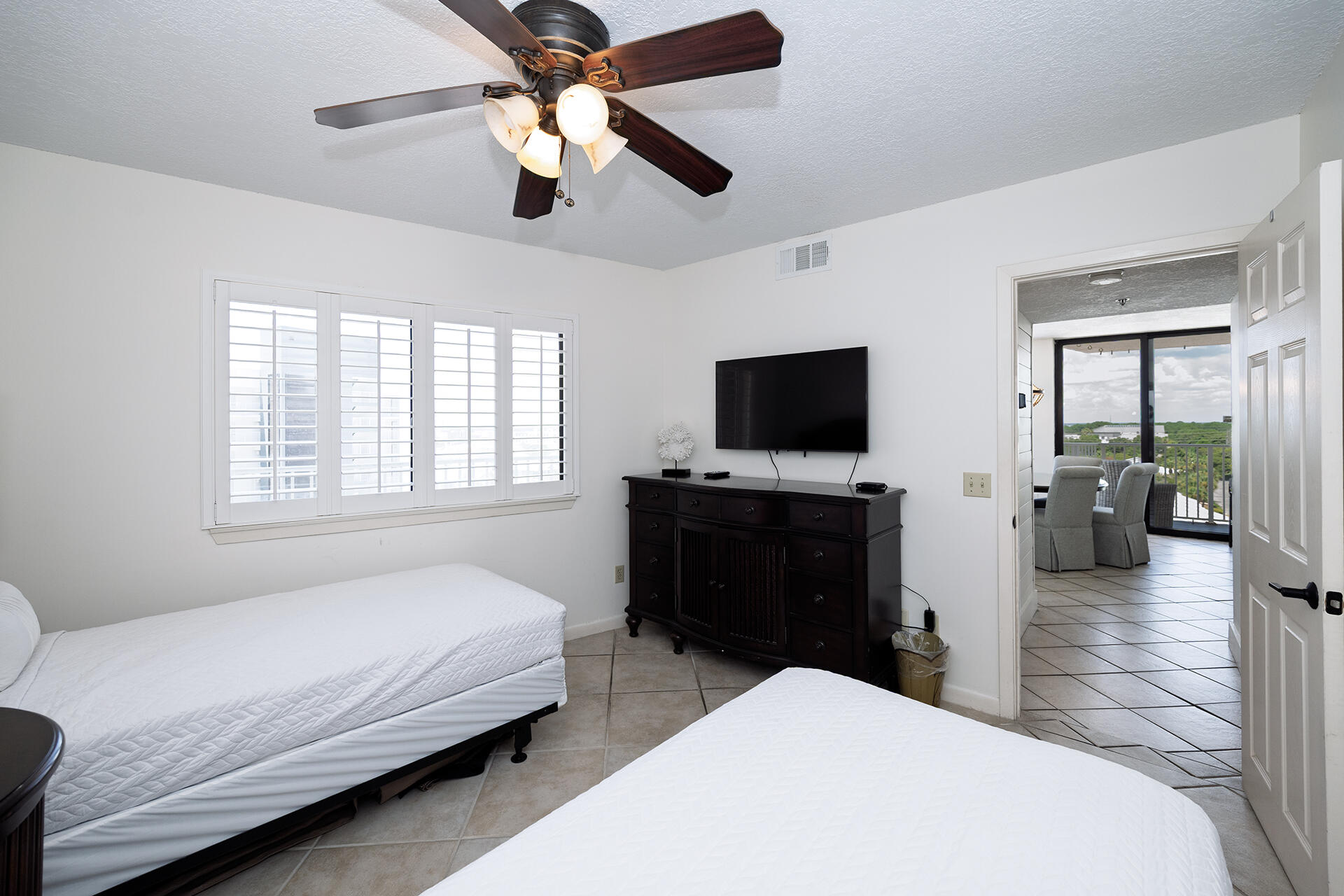 MAINSAIL CONDO PH 3 - Residential