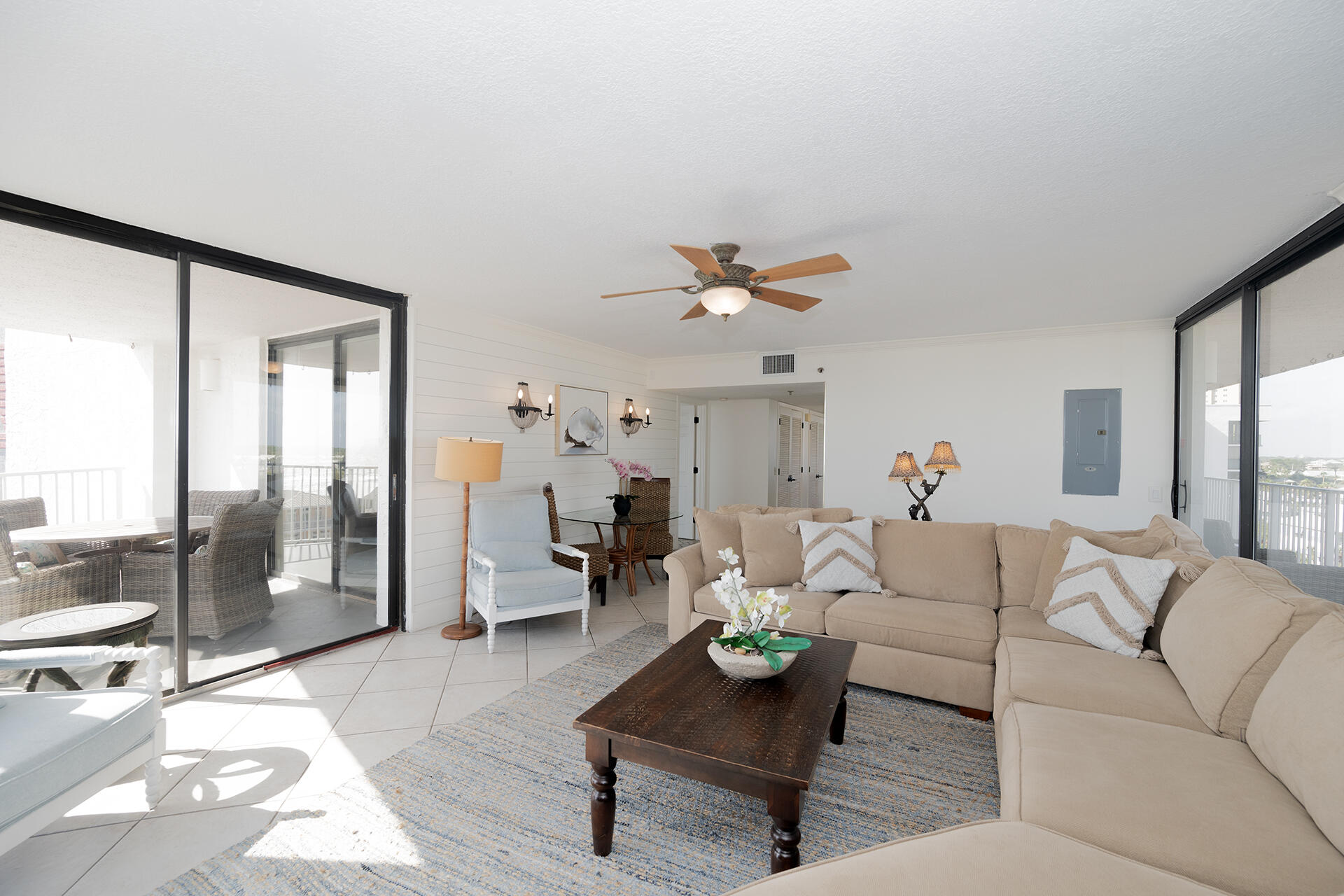 MAINSAIL CONDO PH 3 - Residential