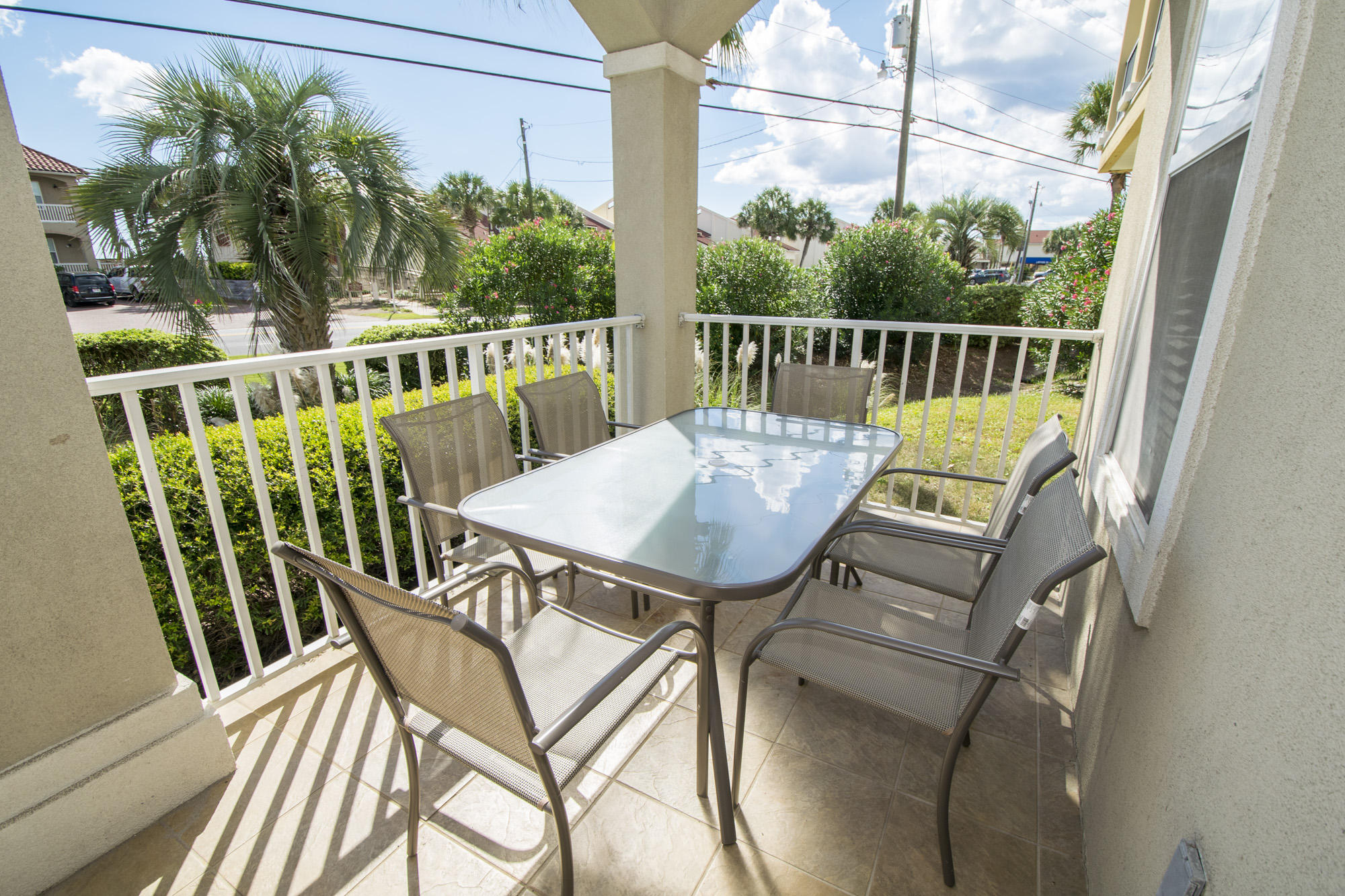 LA VALENCIA BEACH RESORT - Residential