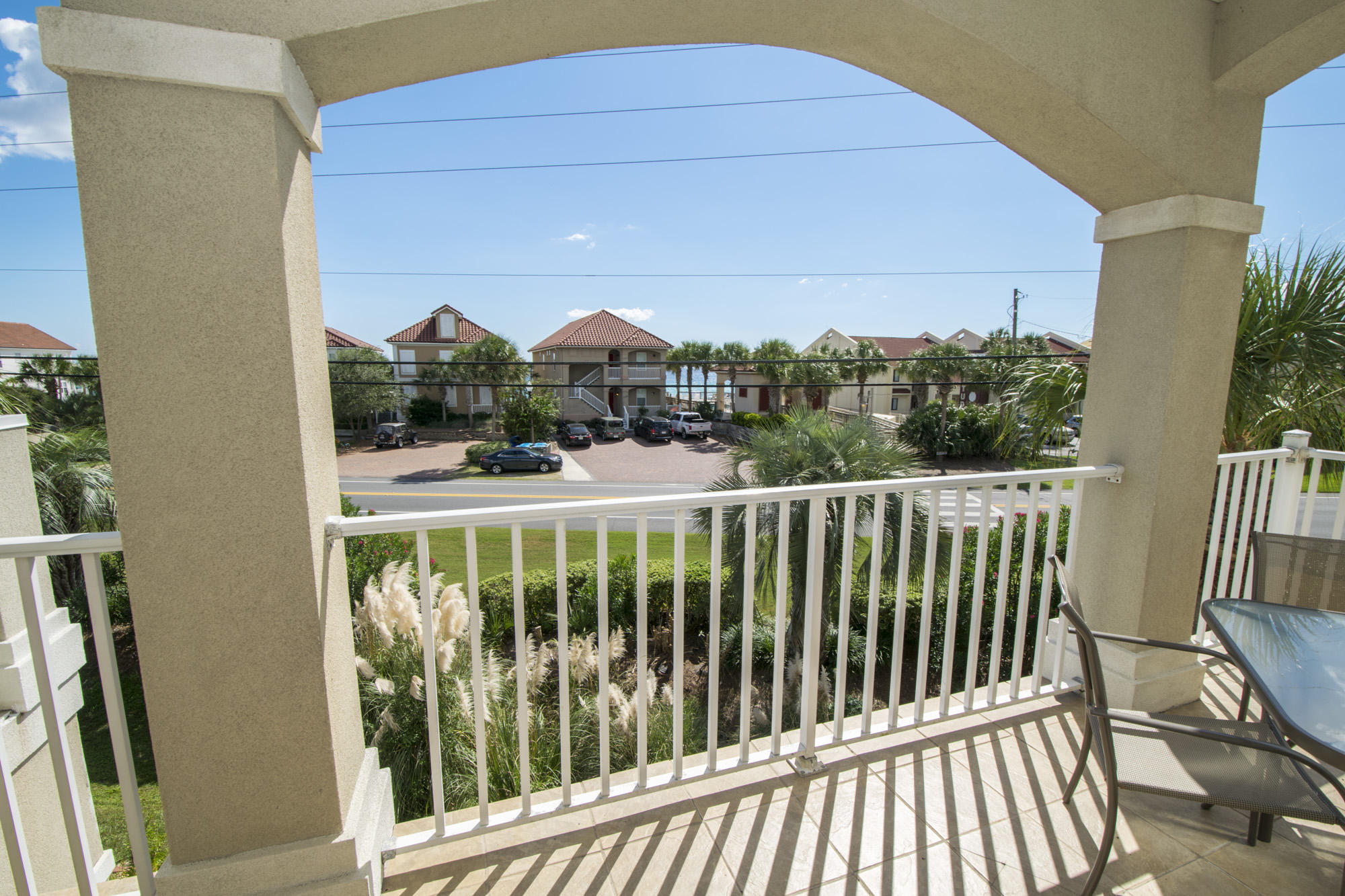 LA VALENCIA BEACH RESORT - Residential