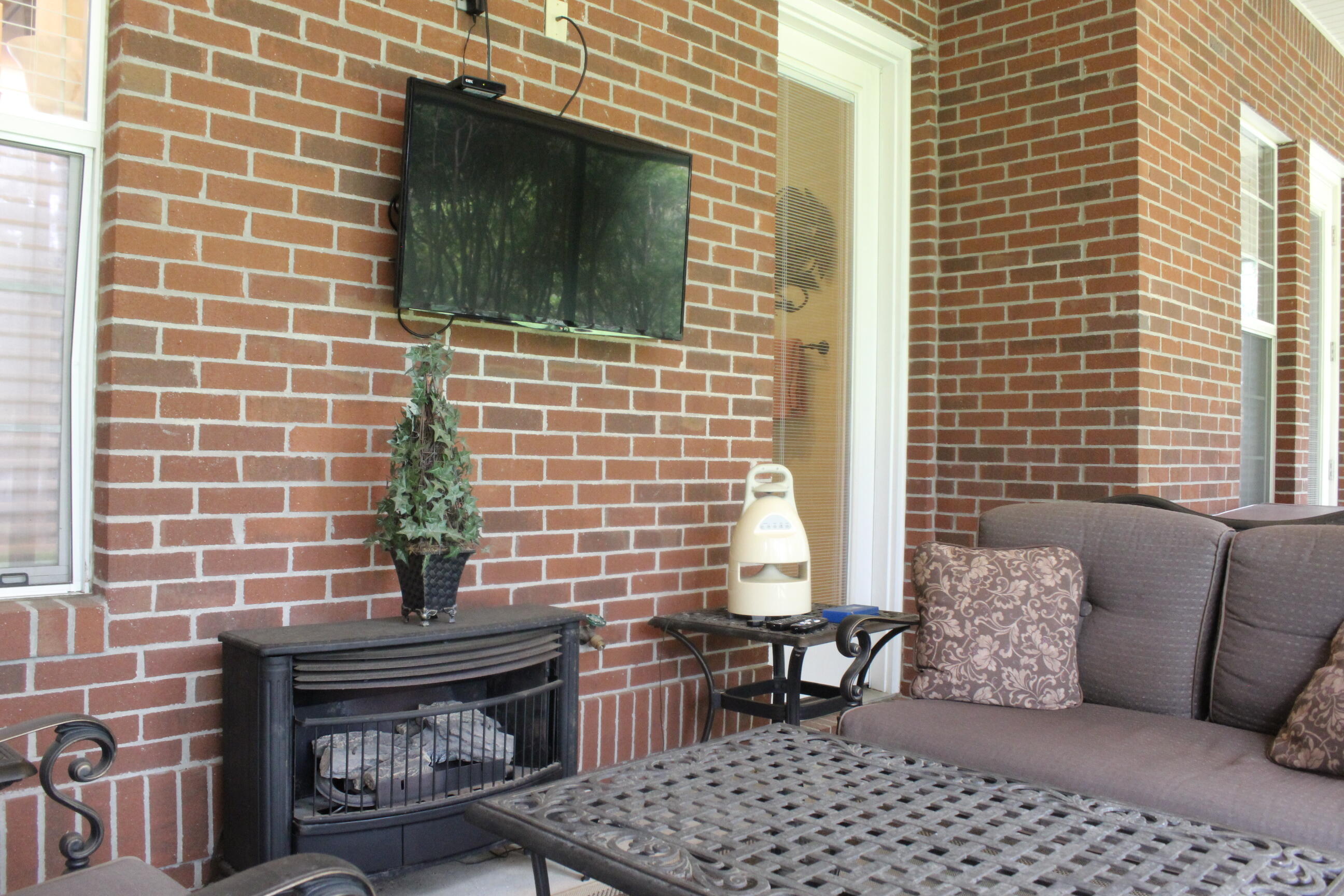 SWIFT CREEK PH VI - Residential