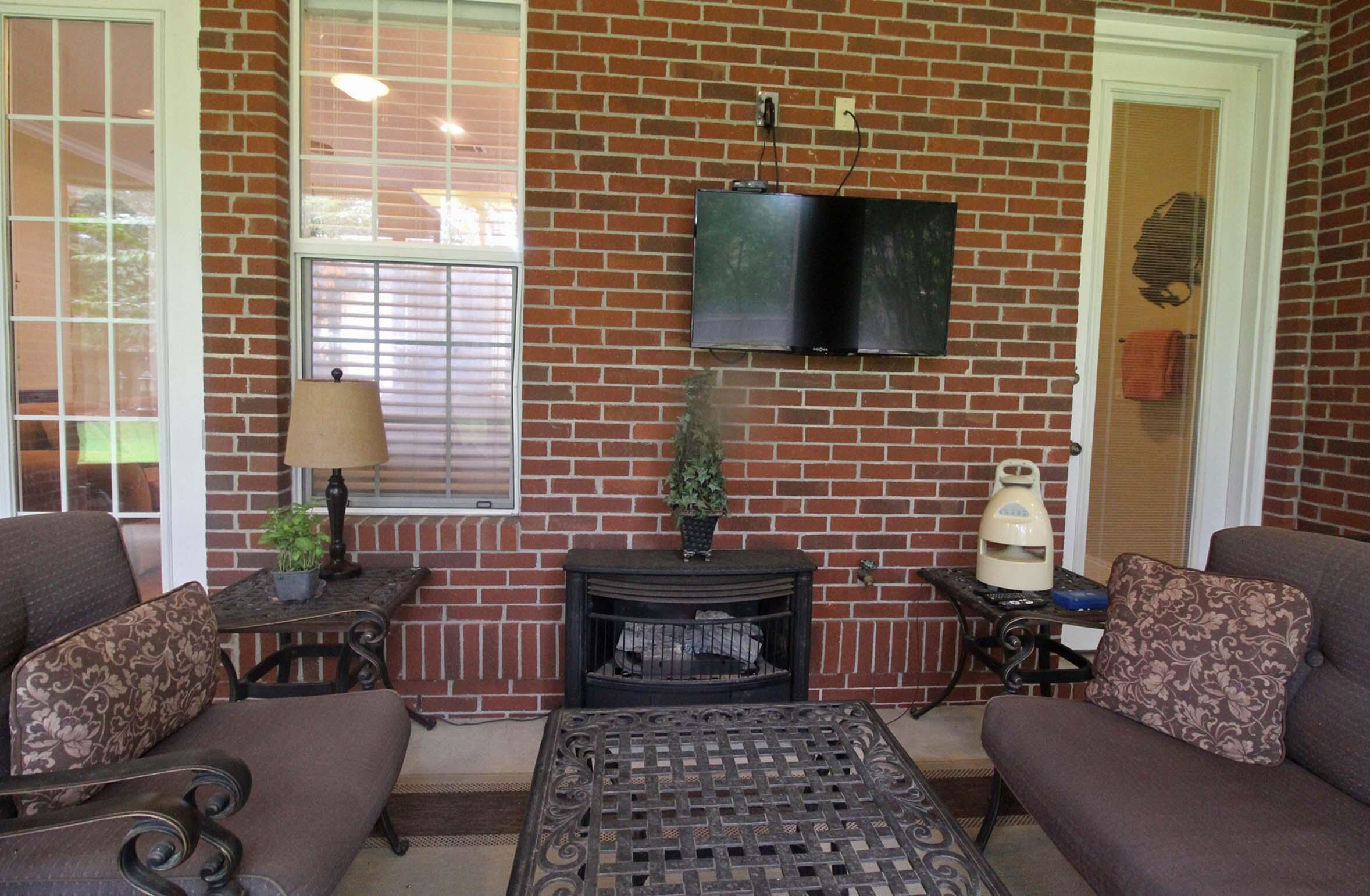 SWIFT CREEK PH VI - Residential