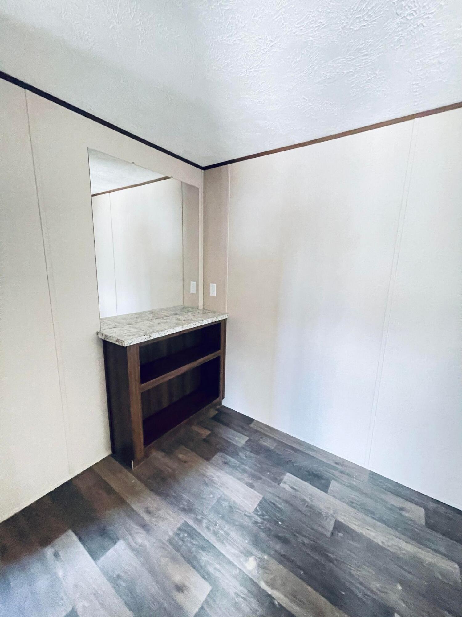 THE PINES S/D LOT 31 BLK 10 - Residential Lease