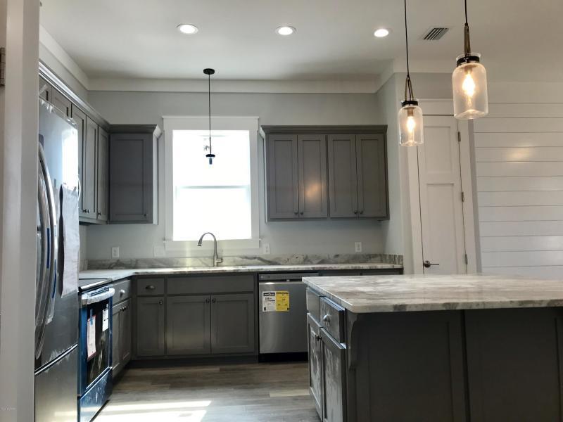 LAGUNA BEACH 7TH ADDN - Residential