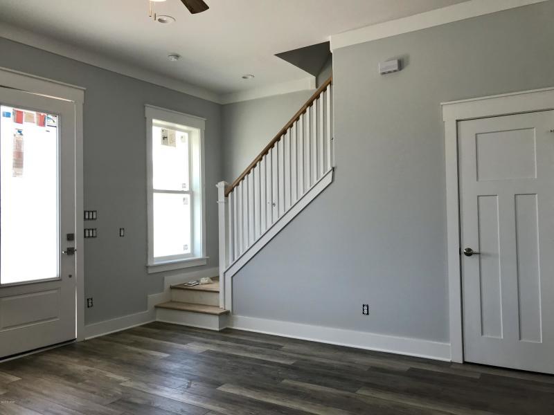 LAGUNA BEACH 7TH ADDN - Residential