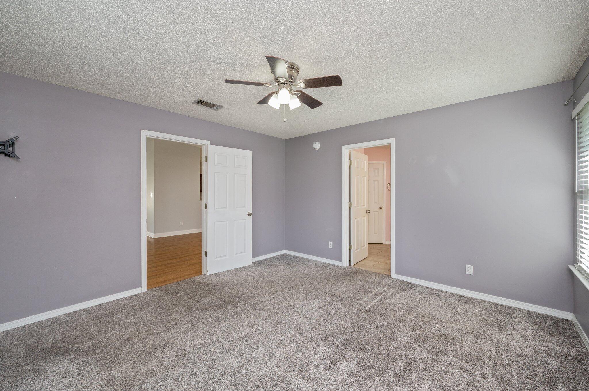 ROSS CROSSING - Residential