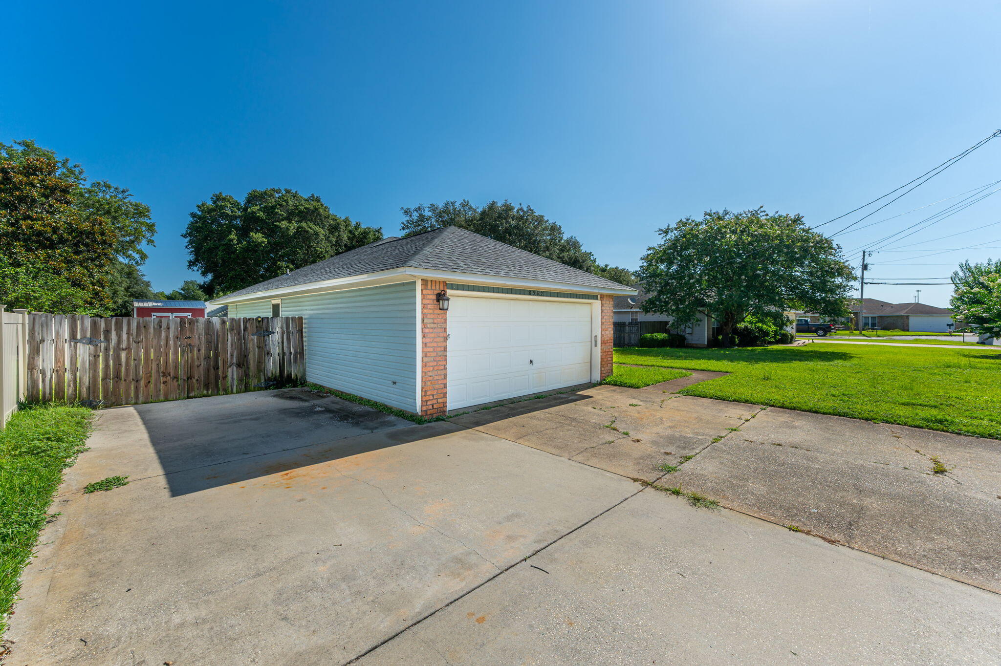 ROSS CROSSING - Residential