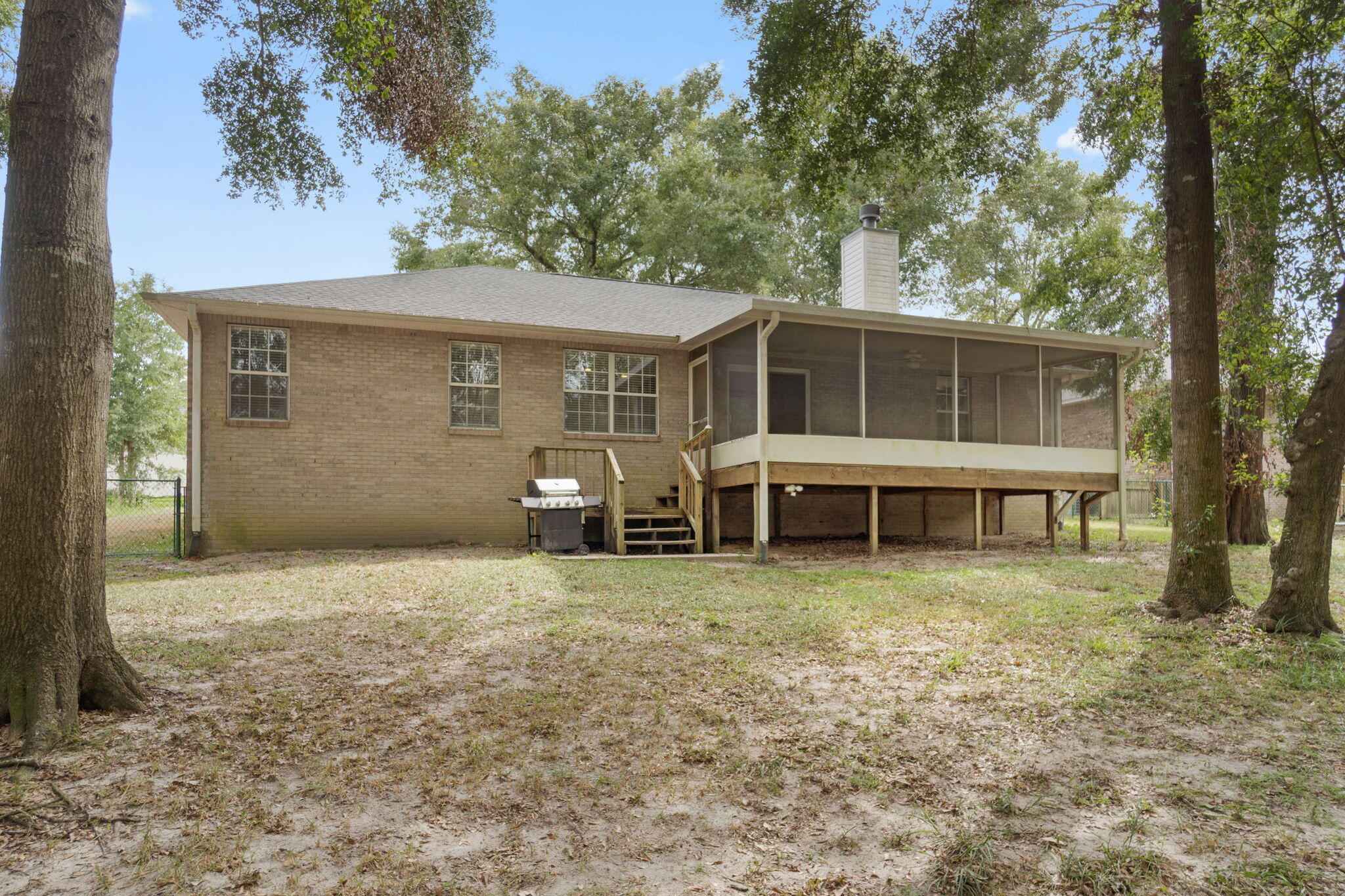 OLD BETHEL ESTATES PH I BLK C Lot 24 - Residential